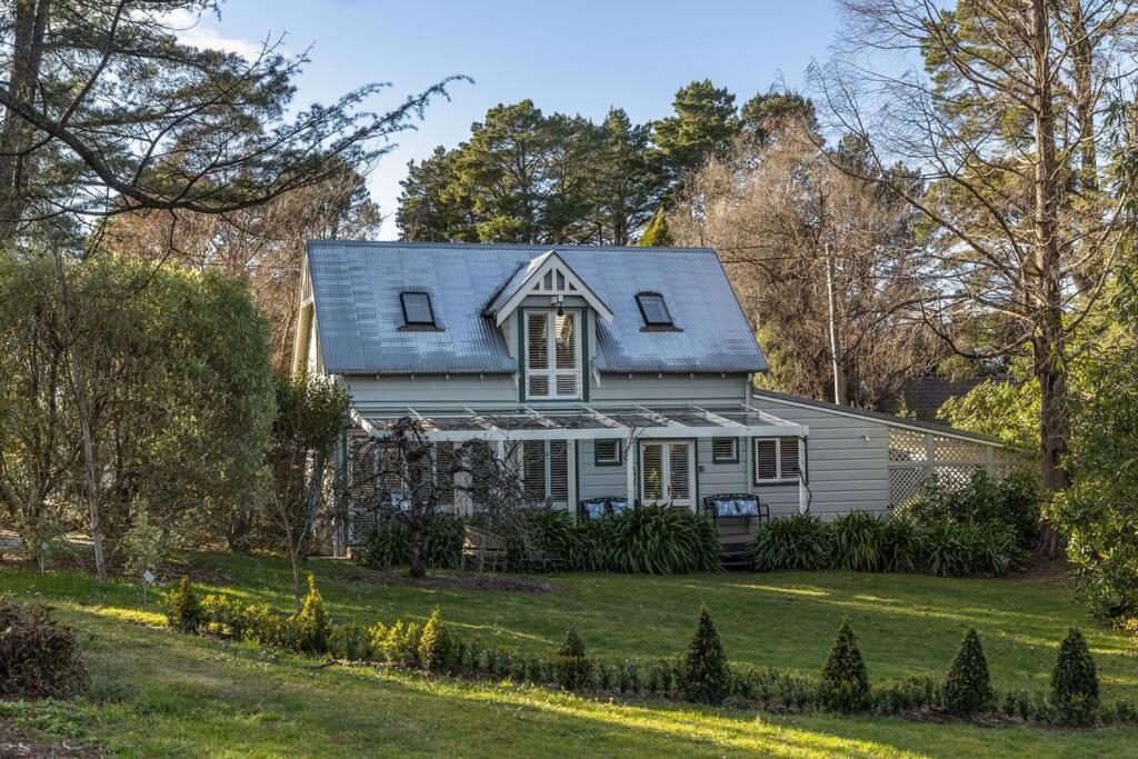 Carramar Estate: 2 homes stunning mountain views
