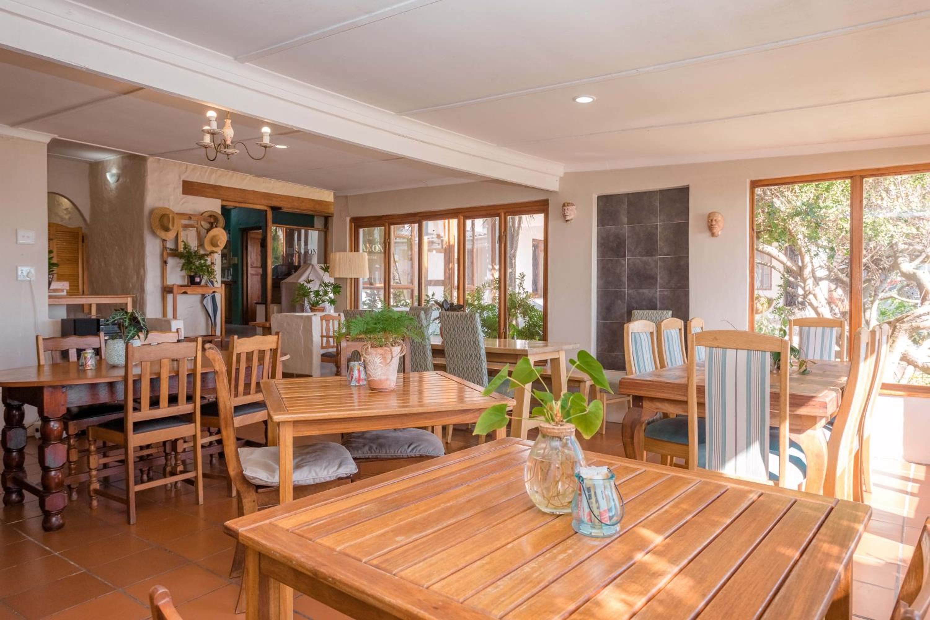 Saxon Lodge