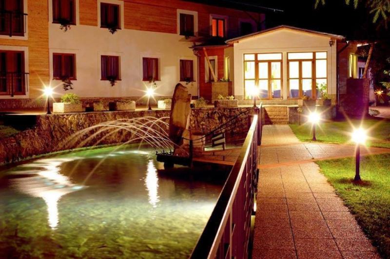 Horsky Hotel Mnich en Bobrovec — hotel building