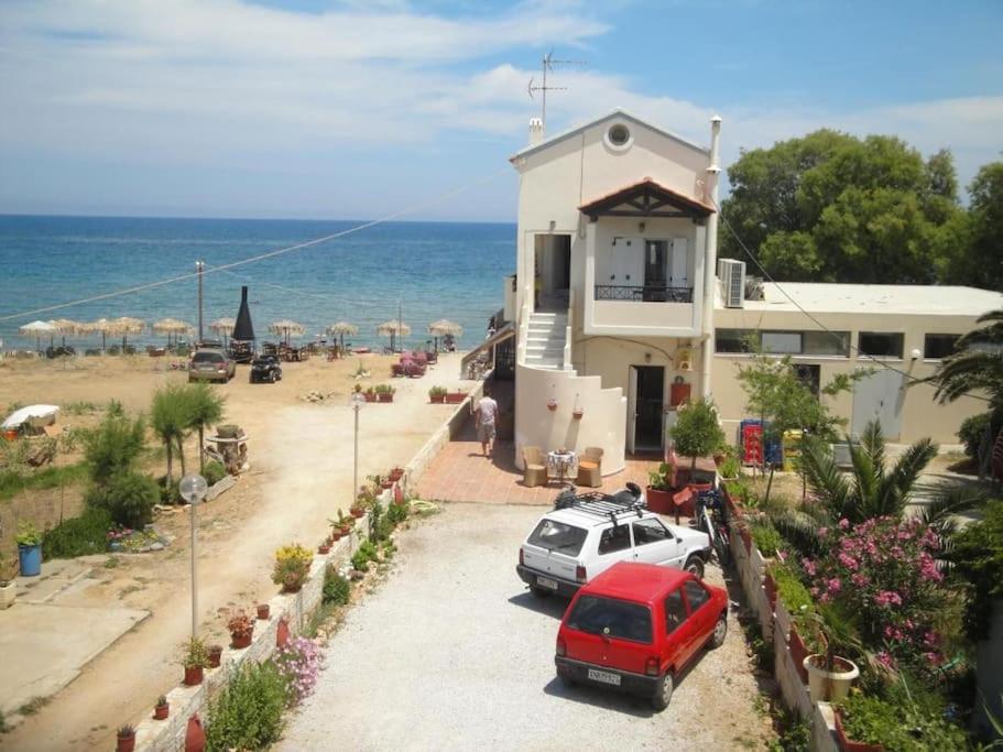 'Sky and Sea 1' Apartment view 2