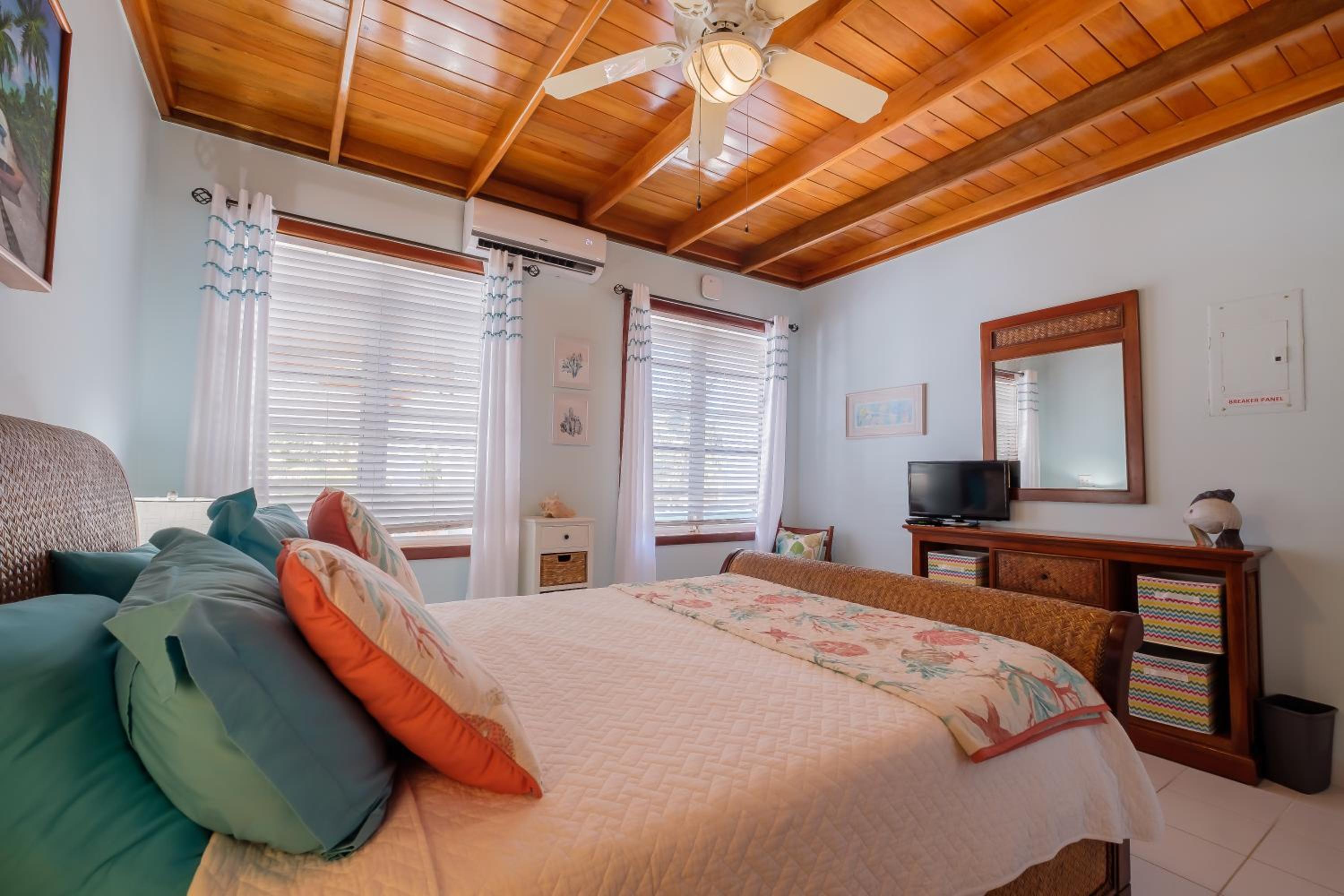 Coral Bay Villas