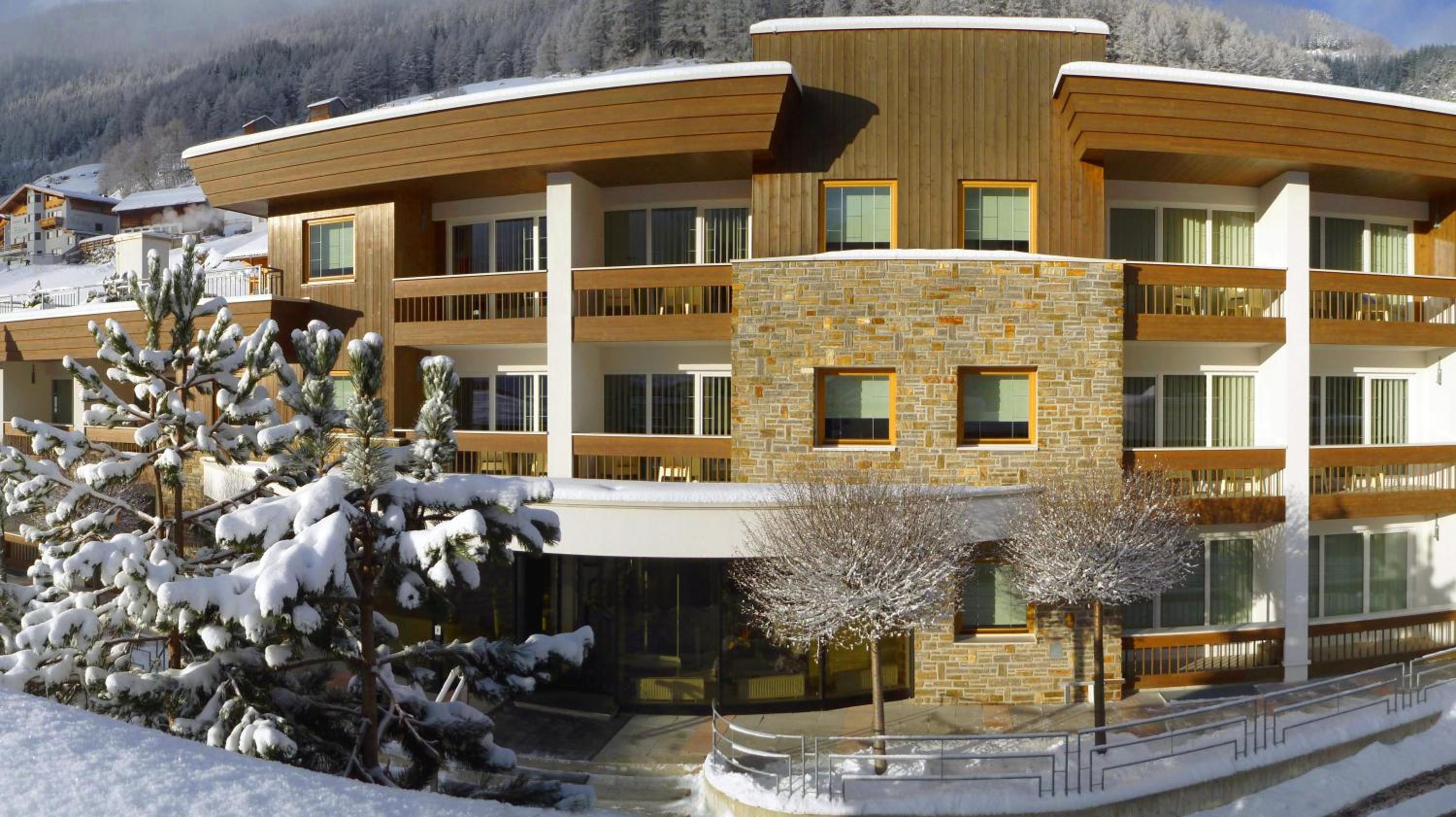 Hotel Royal Appartements Sölden - Image 1