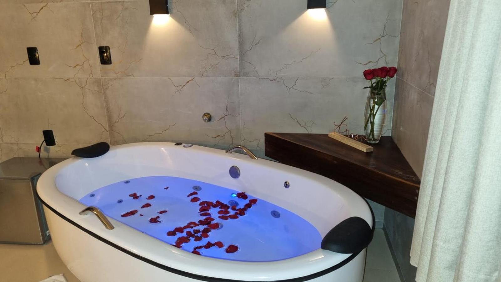 Jacuzzi
