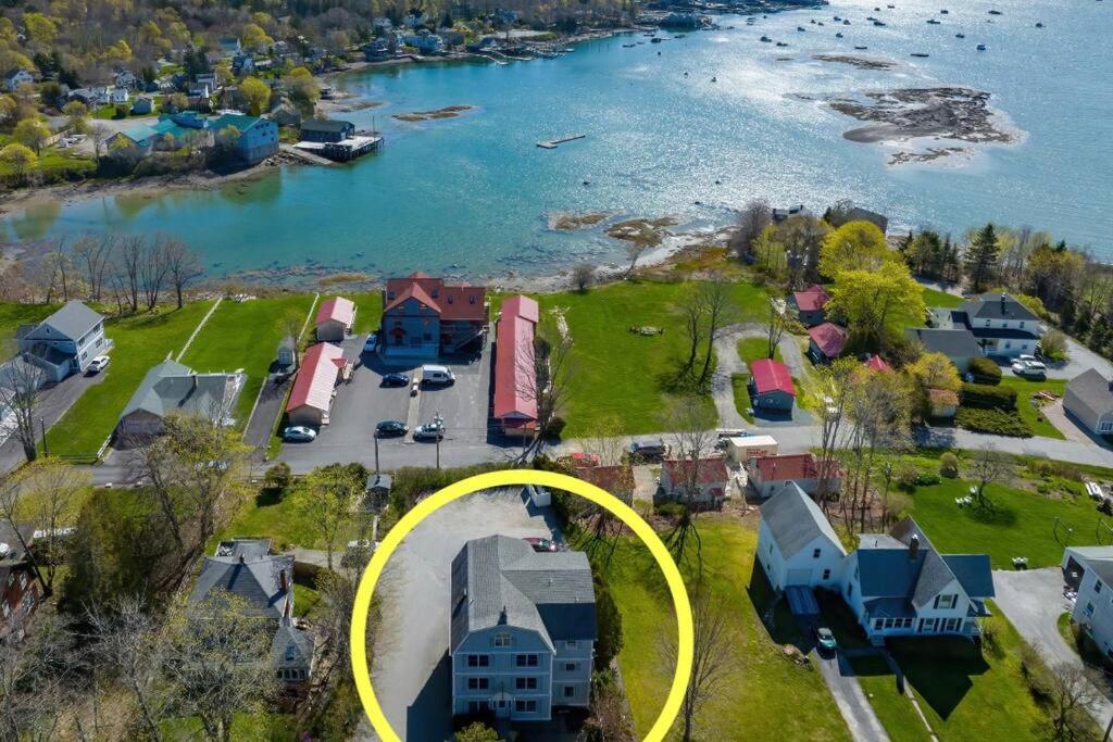 2BR Condo with Ocean Views in Downtown SW Harbor "Seaglass"