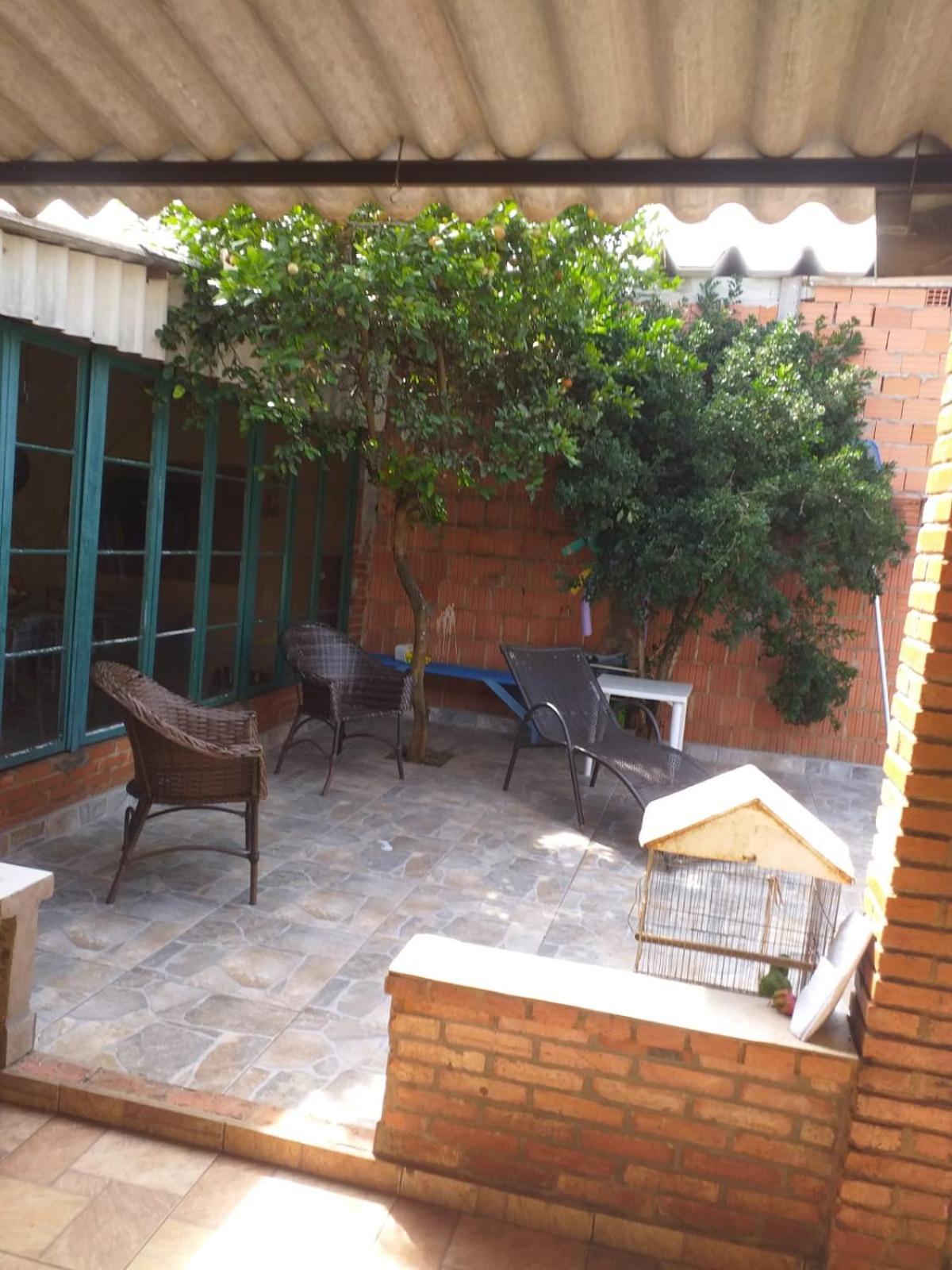 Hotel CASA COM PISCINA BROTAS - Image 1