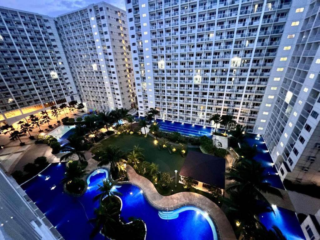 SHORE RESIDENCE D9 Shortwalk Mall of Asia Near Airport view 2