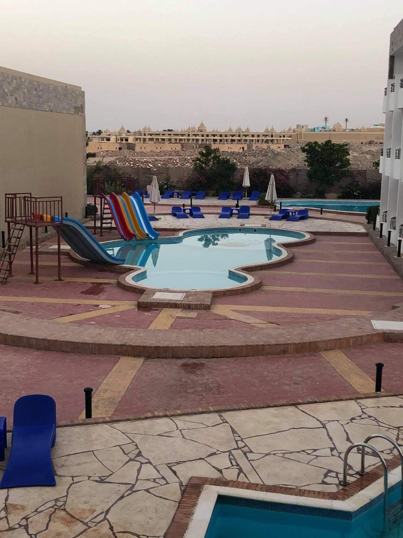 Cecelia resort