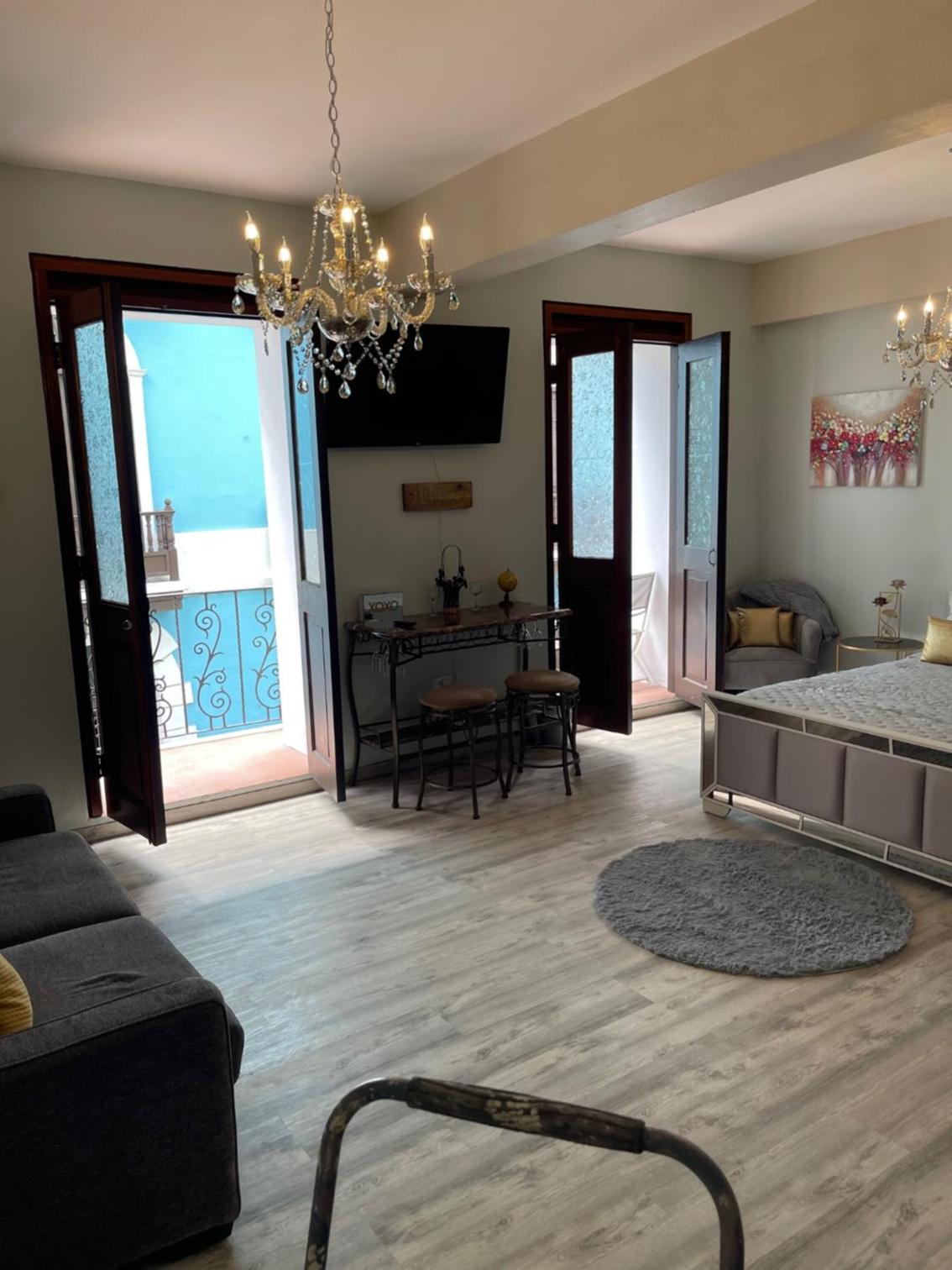 The Balconies Studio, The Marilyn Suite The Crystal Apartment at Casa of Essence in Old San Juan - Property Image 38