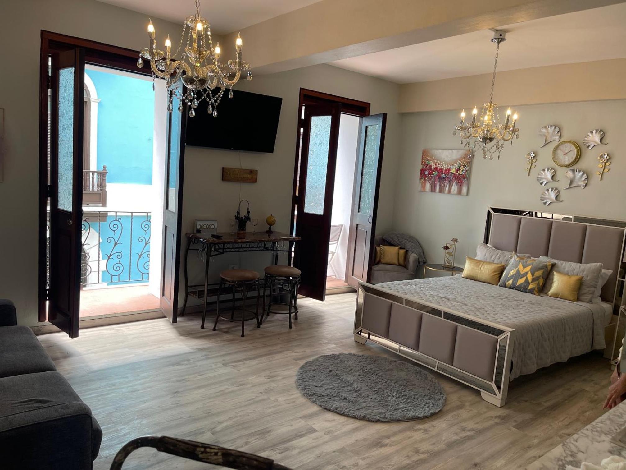 The Balconies Studio, The Marilyn Suite The Crystal Apartment at Casa of Essence in Old San Juan - Property Image 37