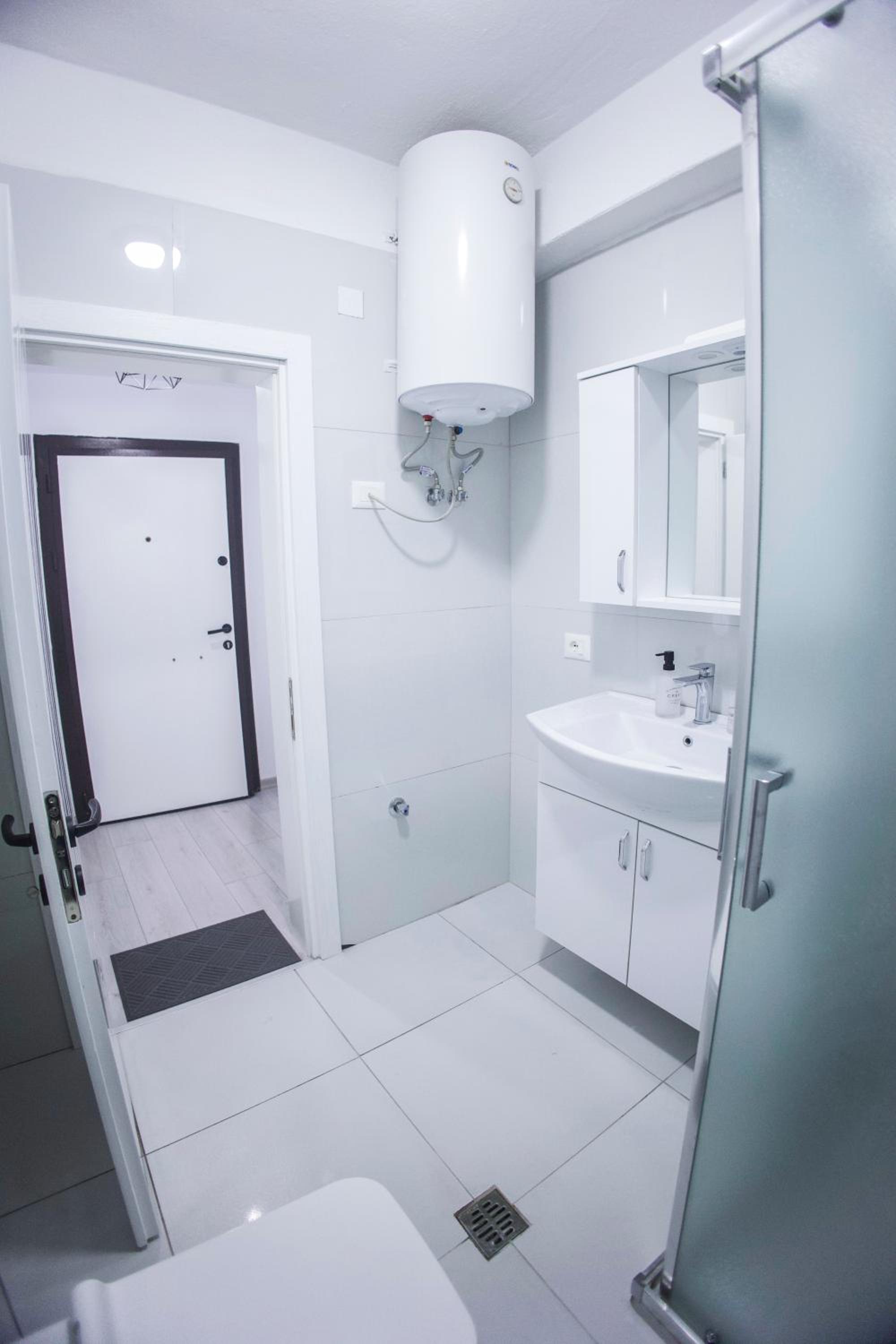 GRANDE APARTMENT KORCE