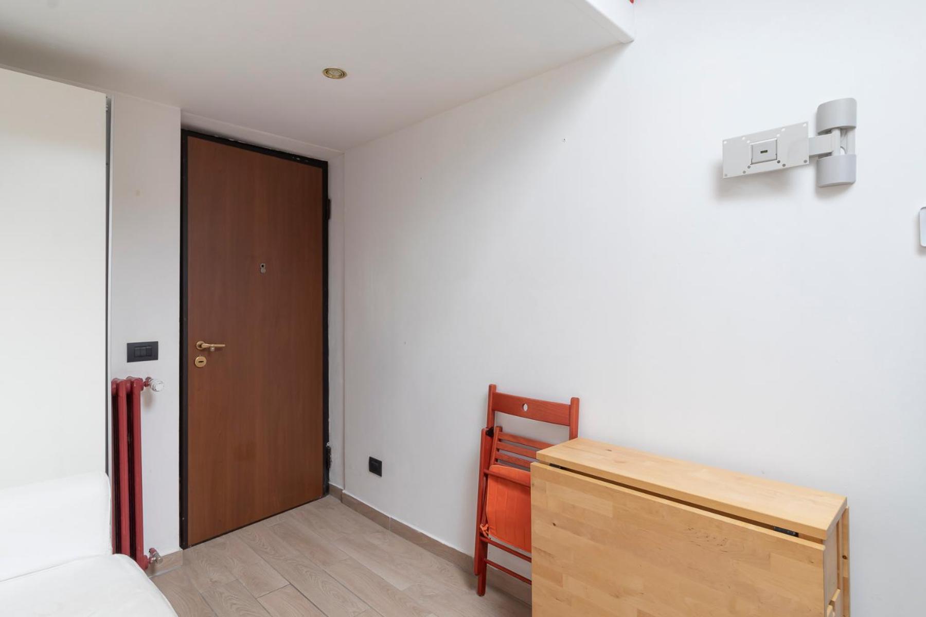 [Citta' Studi Apartment] Poggi 7