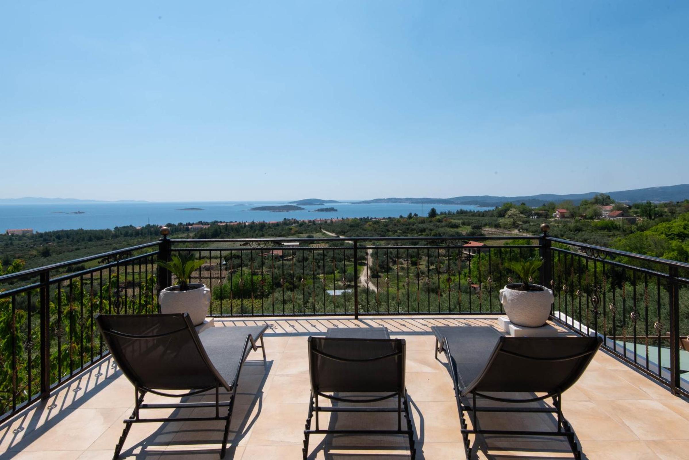Holiday Villa Natura