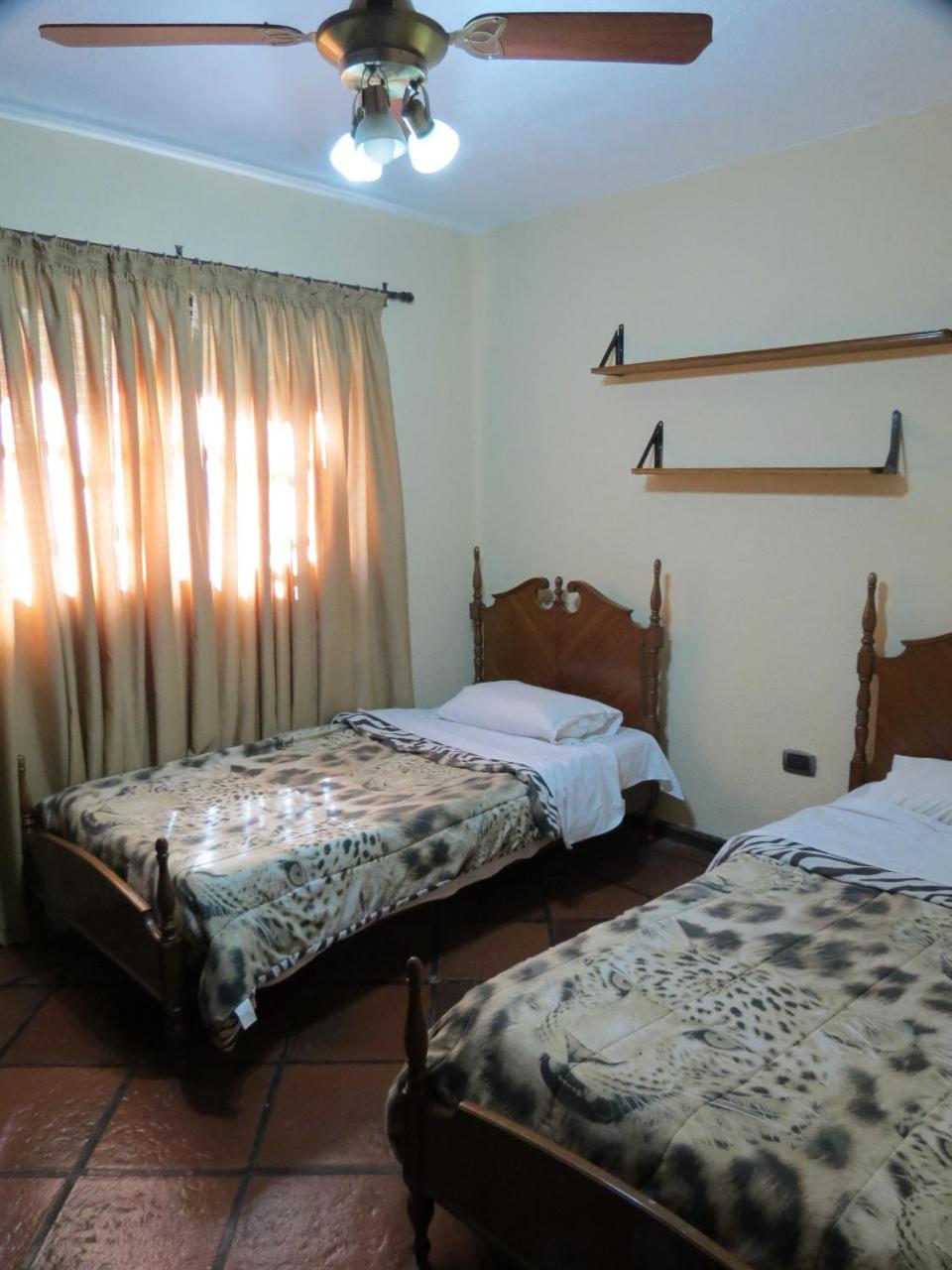 Quinta Montaña - Casa entera grupo o familia 8-10 personas - céntrica, piscina - Todas las comodidades!