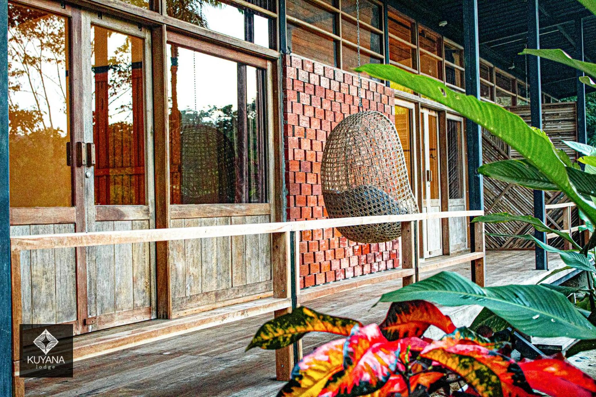 Kuyana Amazon Lodge