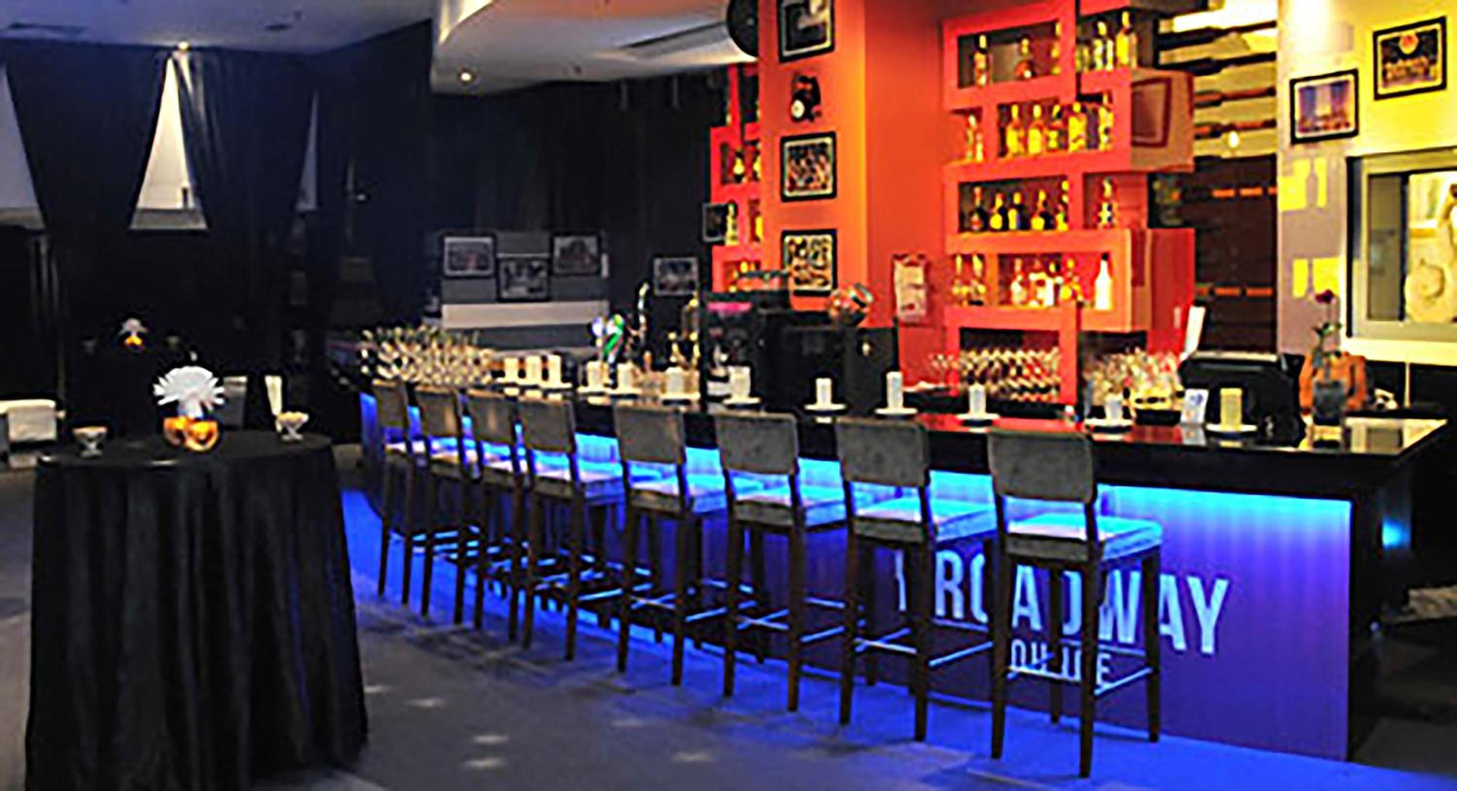 Rihanna service suite at times square
