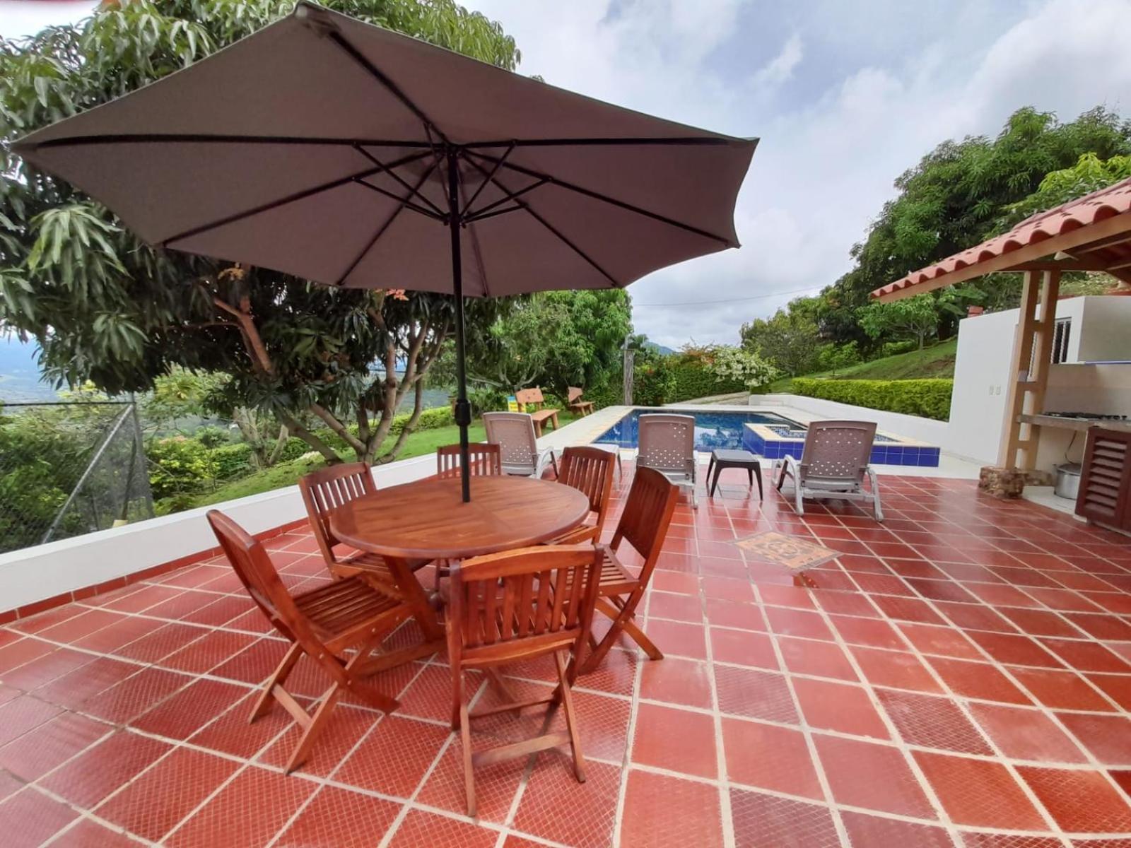FINCA LUNADAR ANAPOIMA