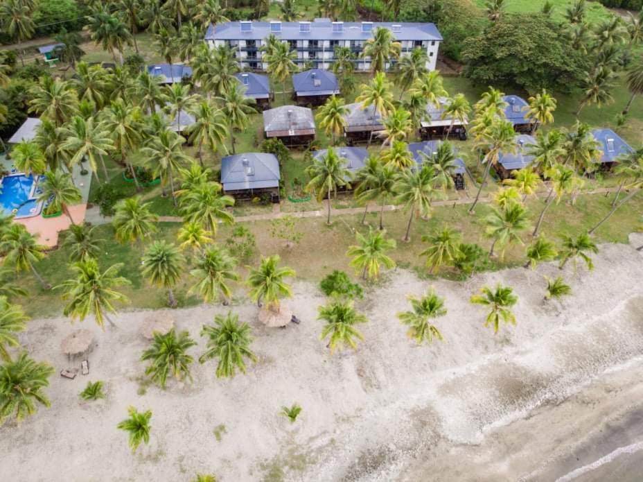 Club Fiji Resort