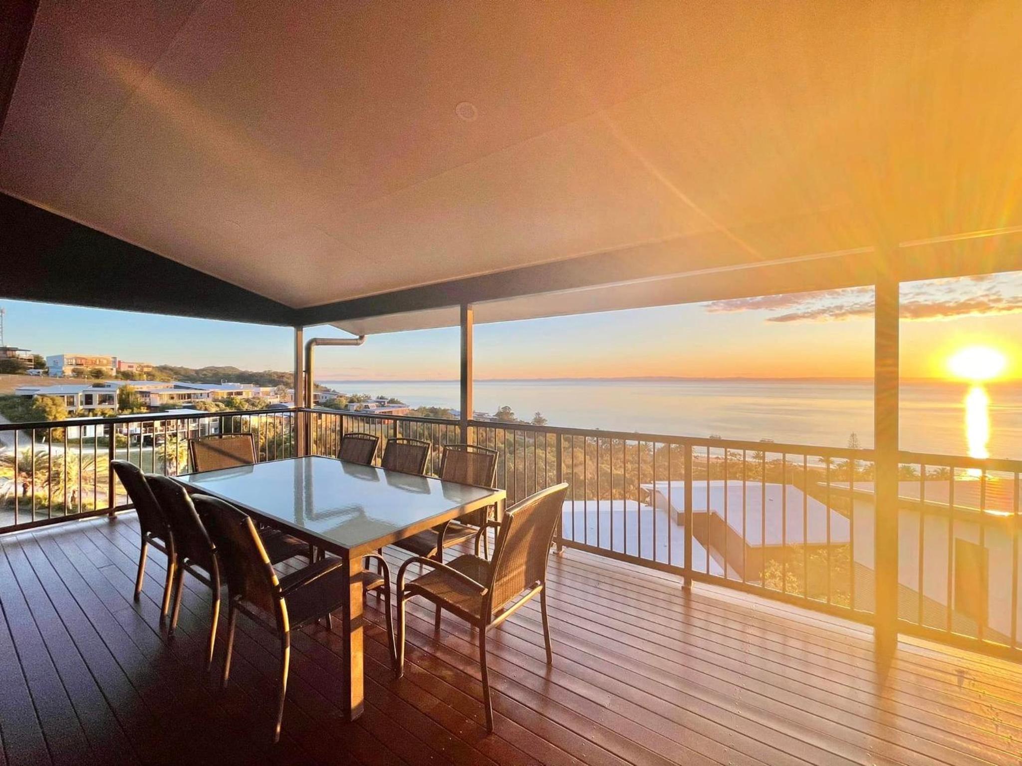 Sunsets on Moreton 5 Ramosus