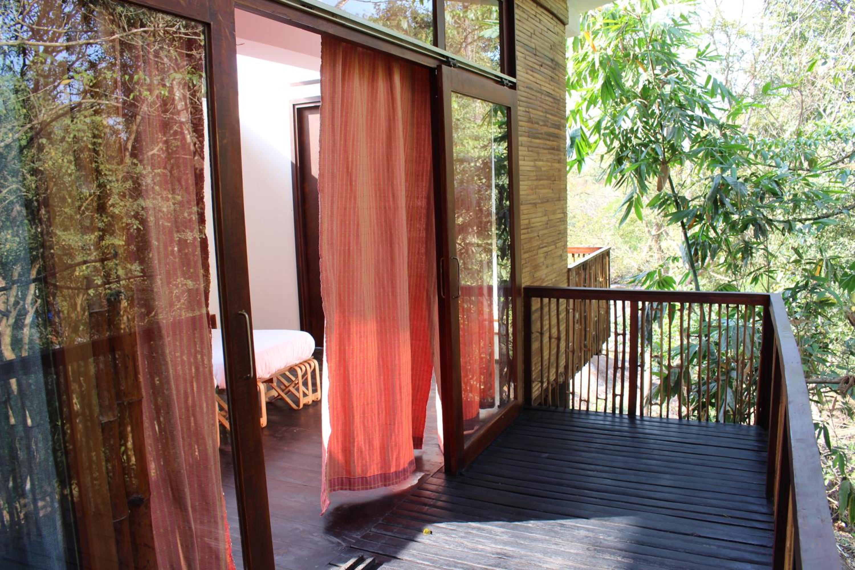 Uravu Bamboo Grove Resort view 4