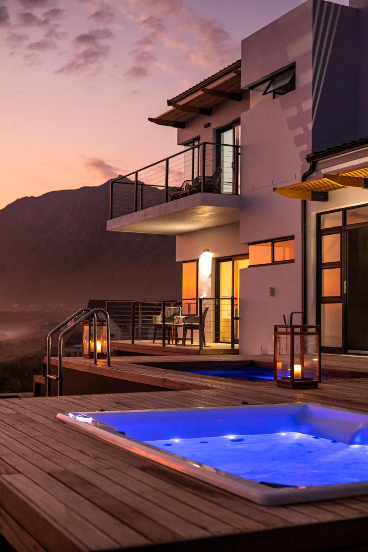 OnTheRocksBB Solar Powered Guesthouse and Ocean Lodge view 2