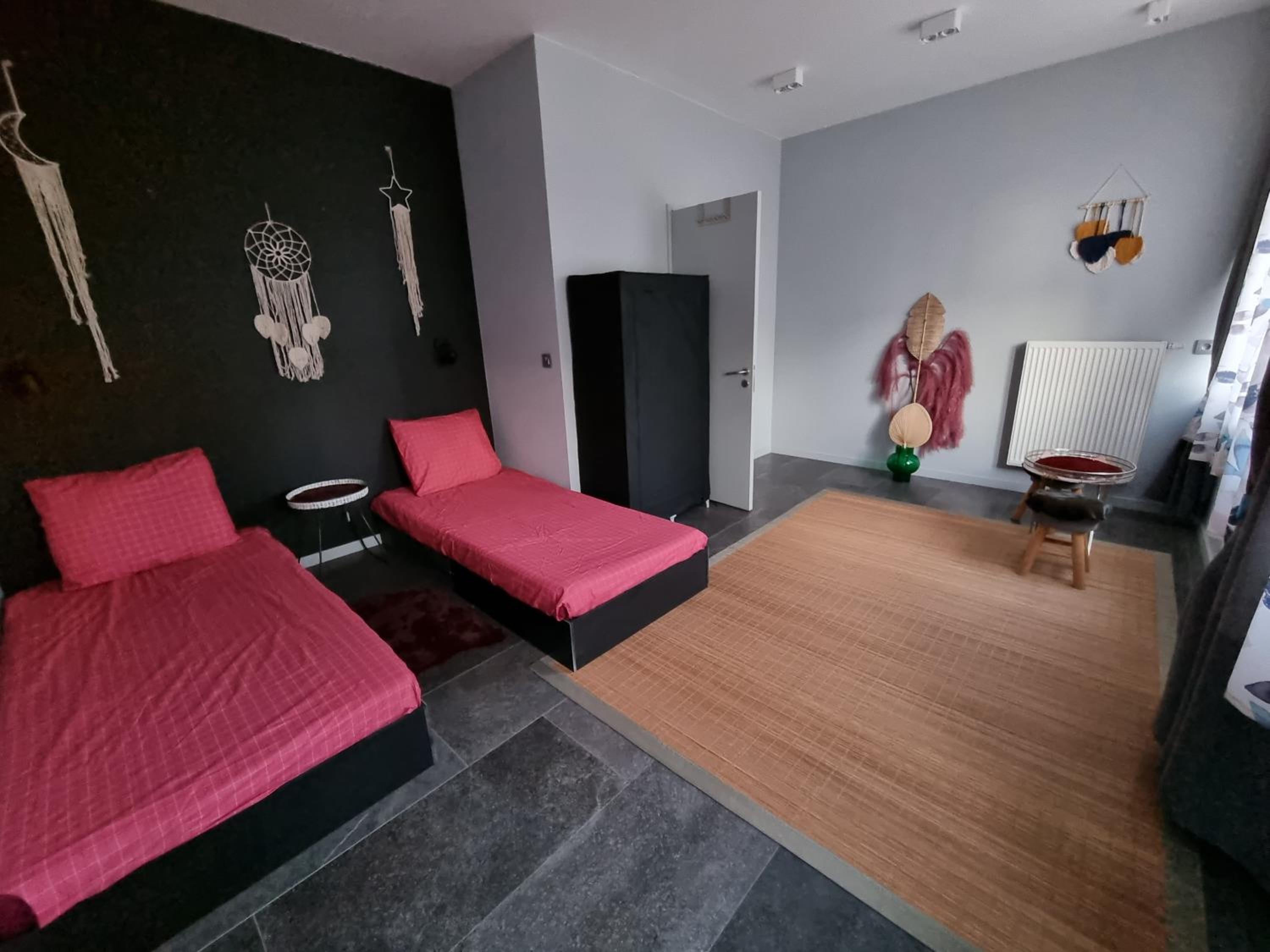 BB GUESTHOUSE