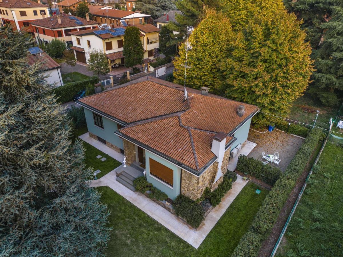 Villa Cantoni view 2