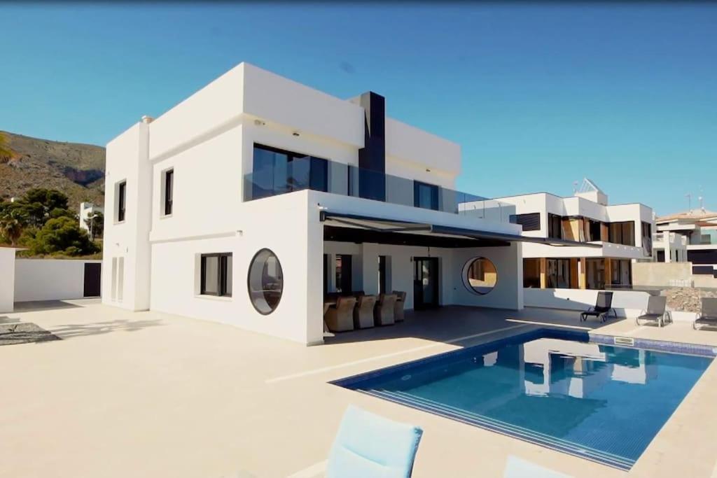 Villa in Finestrat