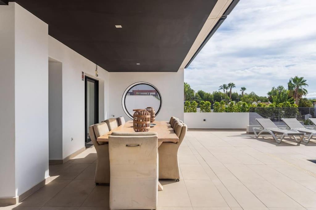 Villa in Finestrat