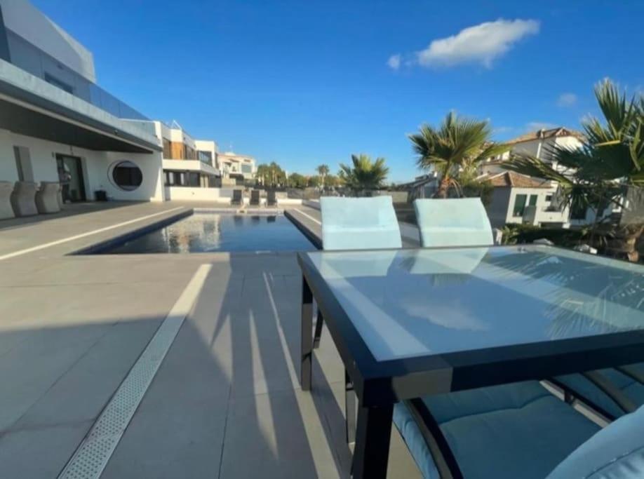 Villa in Finestrat
