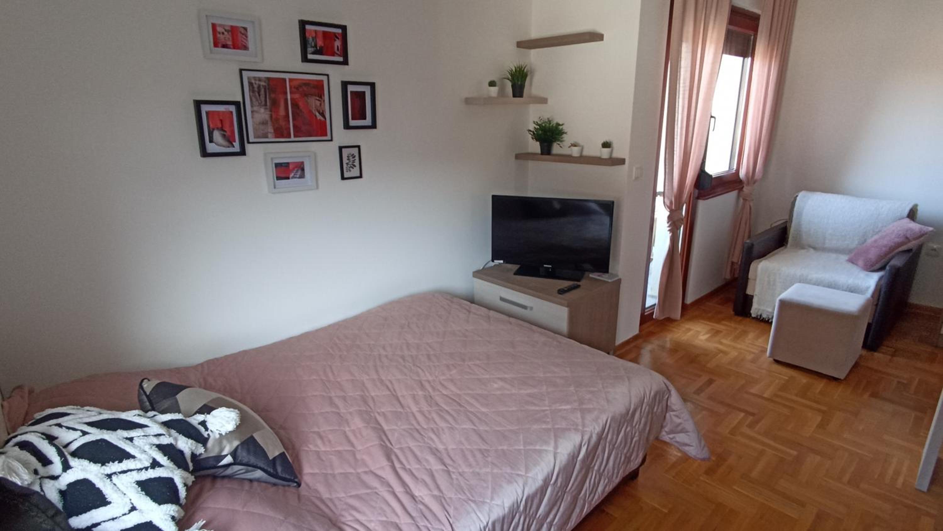 ZLATIBORSKI KONACI K3 apartman16 view 2