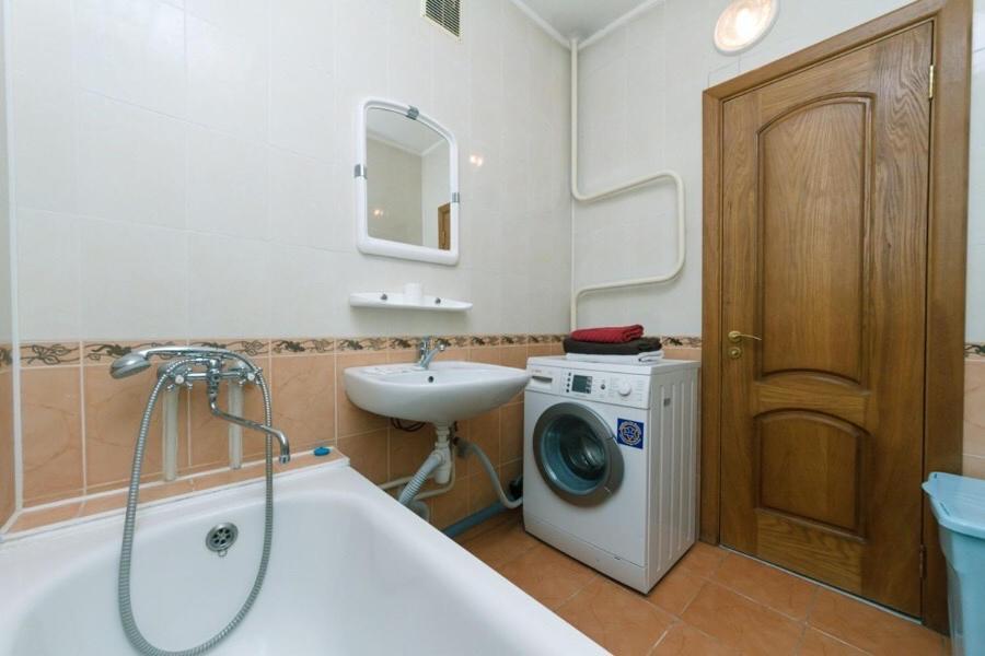 Apartment on Grygorenko street view 3