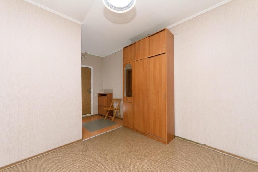 Apartment on Grygorenko street view 5