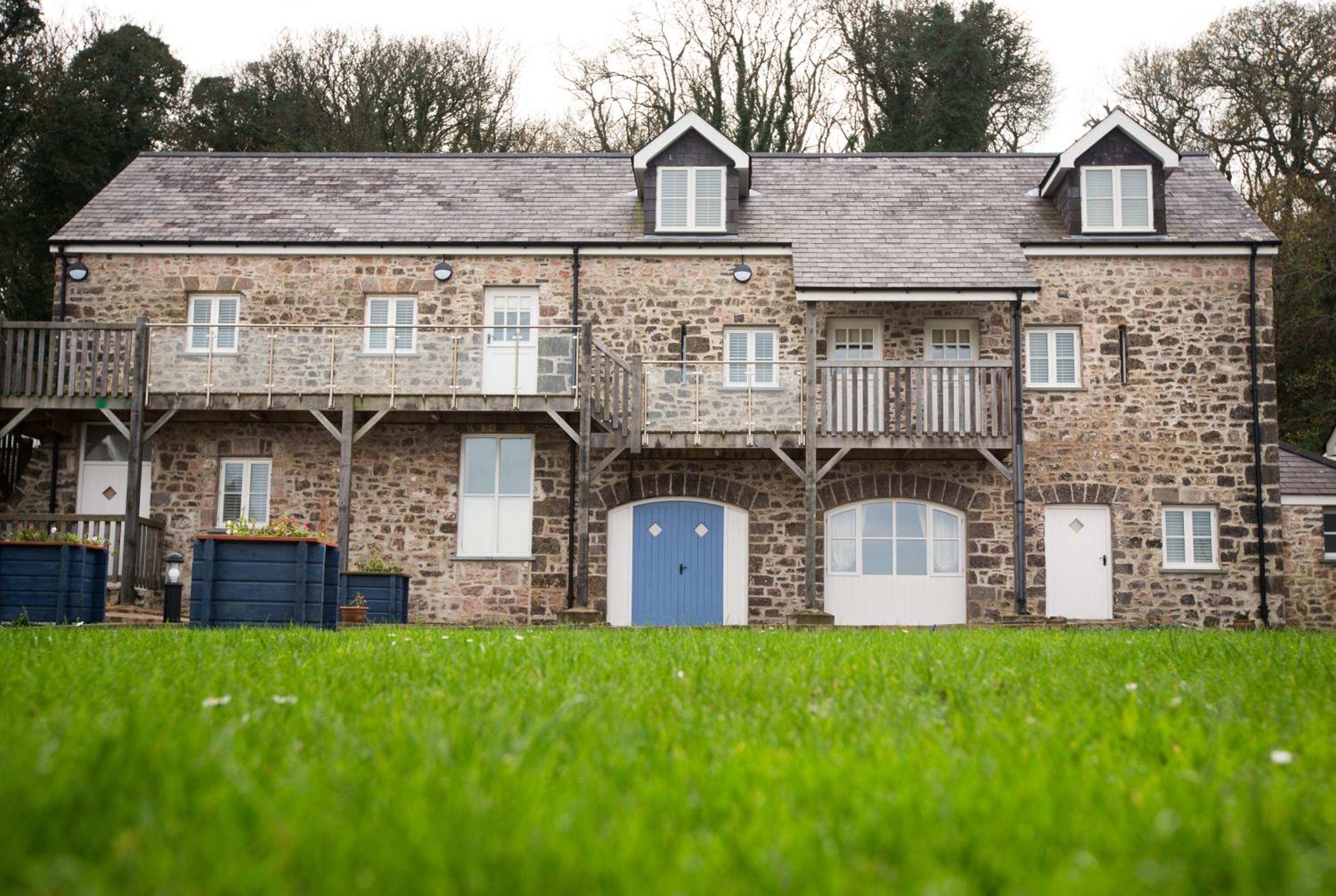 Trefloyne Manor