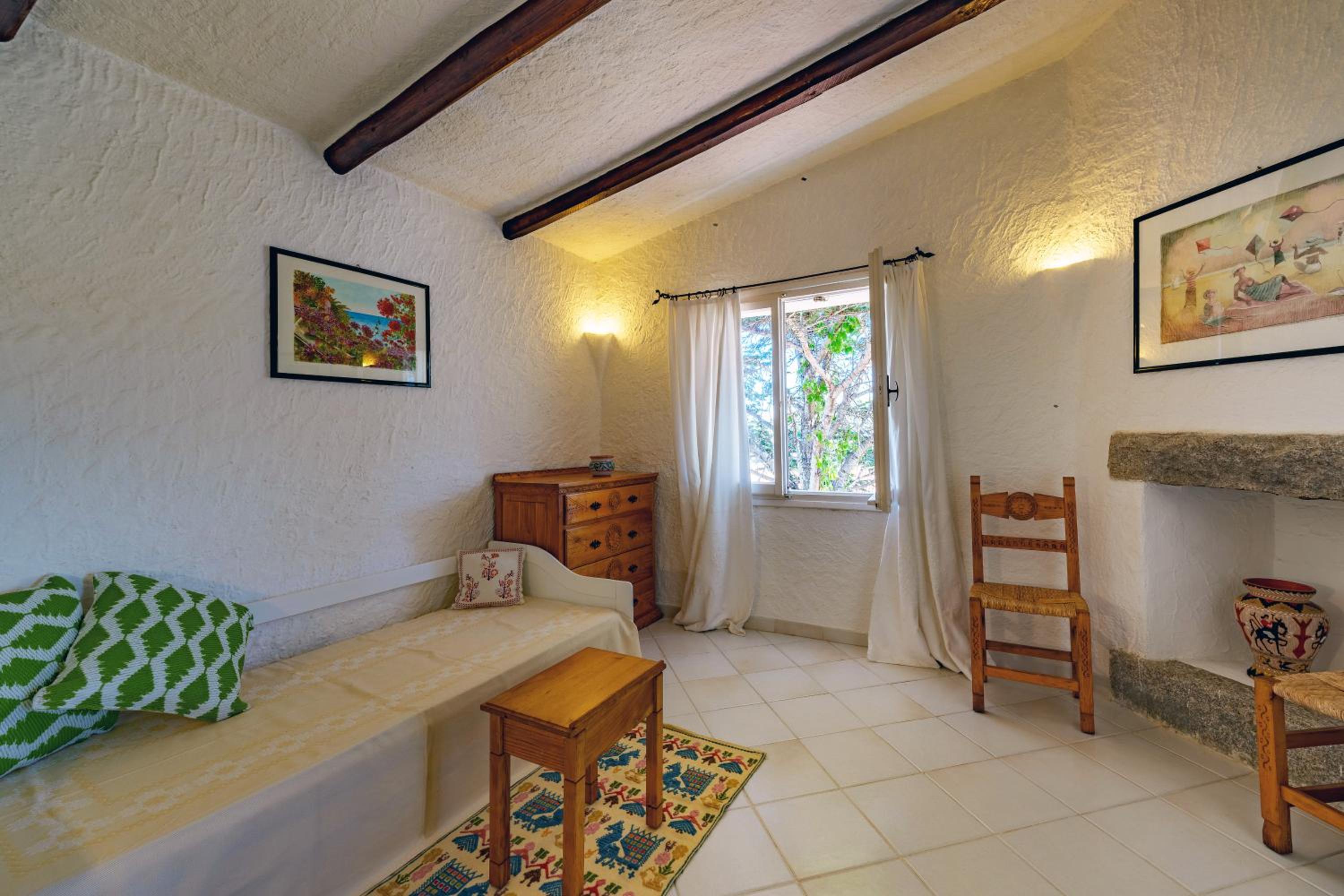 Hotel Punta Est en Baja Sardinia