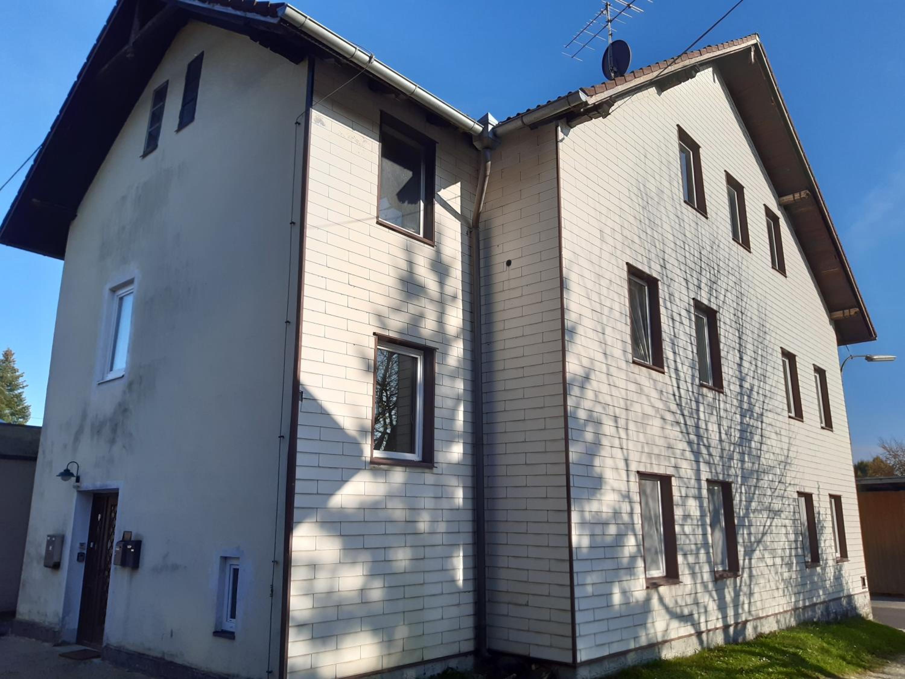 Große Altbauwohnung auf dem Land view 3