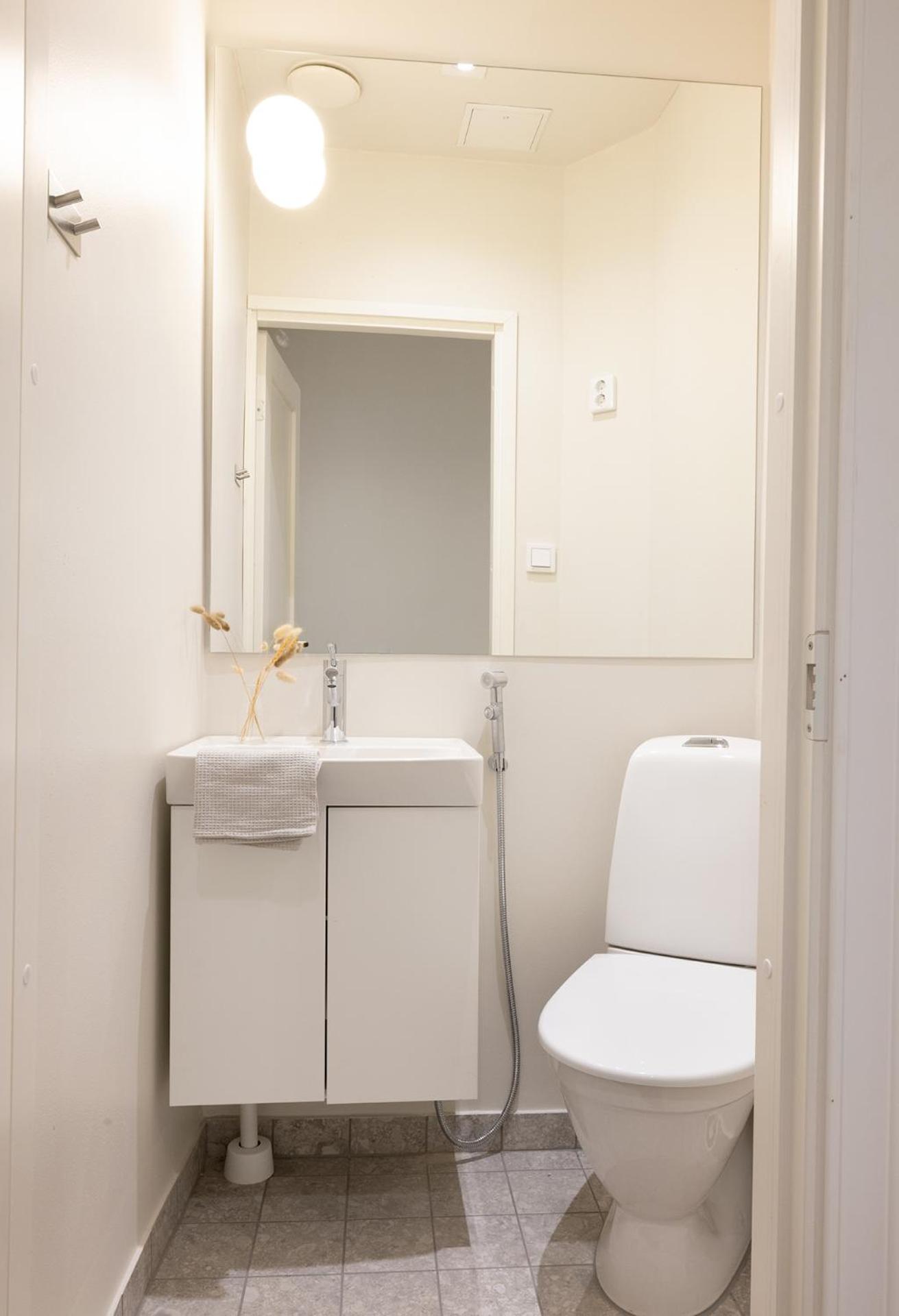 2ndhomes Stunning 126 m2 3BR Apartment with Sauna in Helsinki City Center view 5