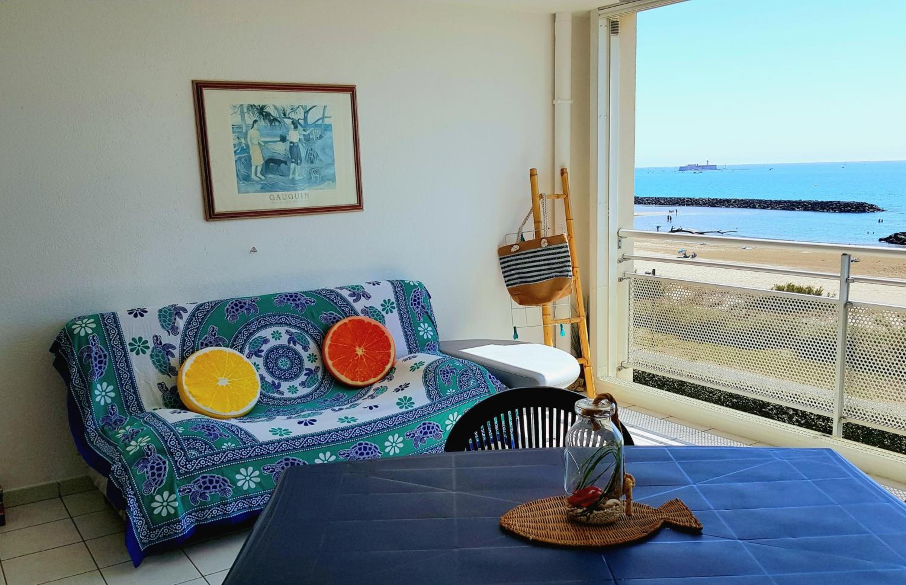 MOM' Blue Paradise Front De Mer 3 étoiles 61 m2 CAP'Diem 3 Clim - Idéal pr un Séjour de 15j ou plus ! Wifi, lit 160 - 4è Ascenseur, Parking, Piscine, Pétan