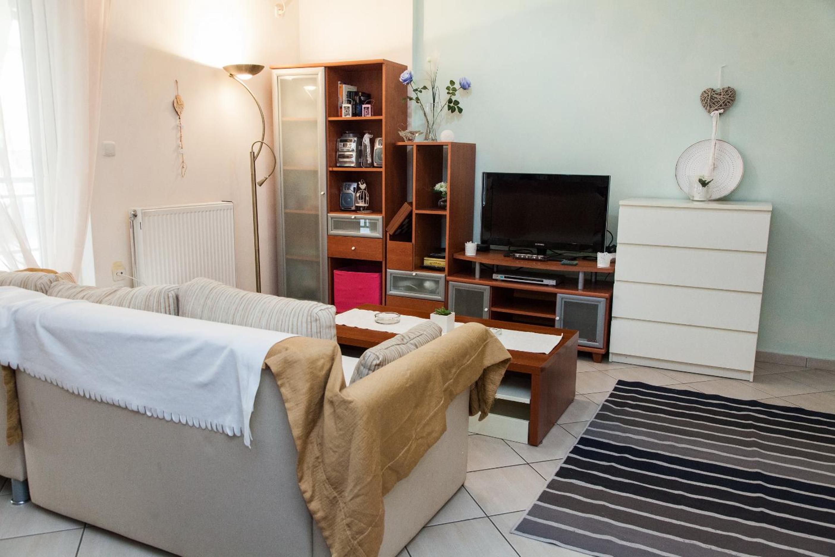 Lovely apt in Peristeri photo 4