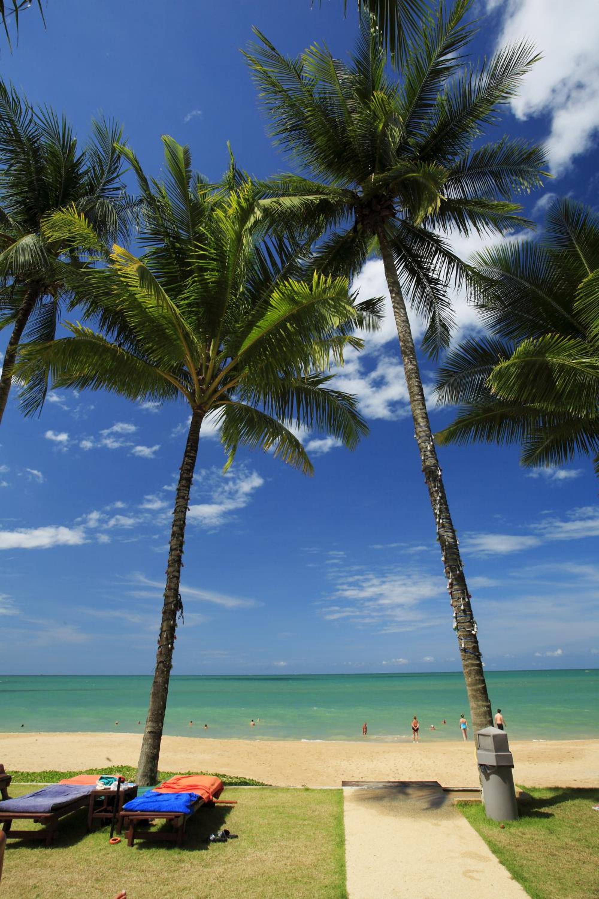 Khaolak Bayfront Resort