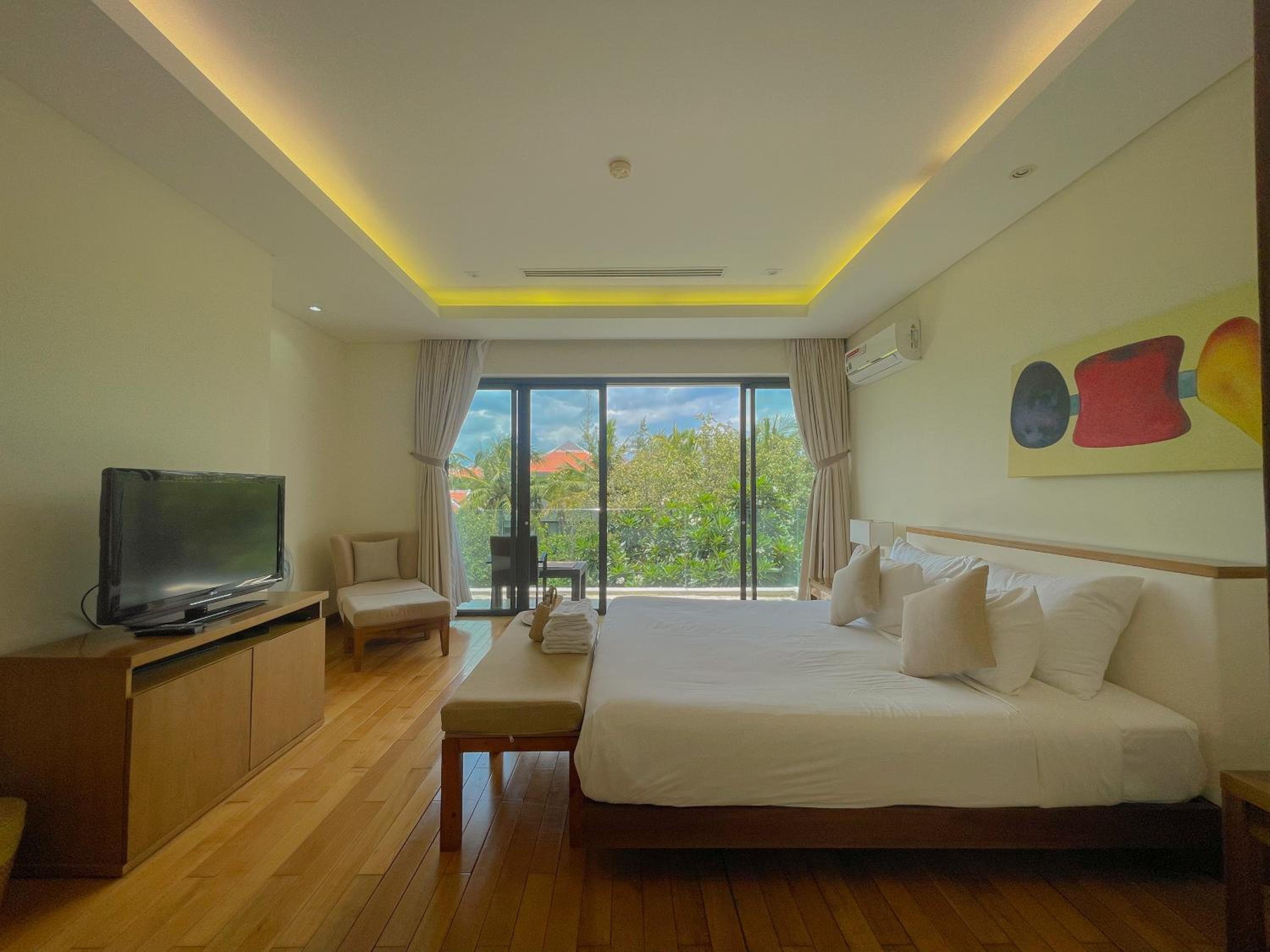 Sunny Beach Villa view 5