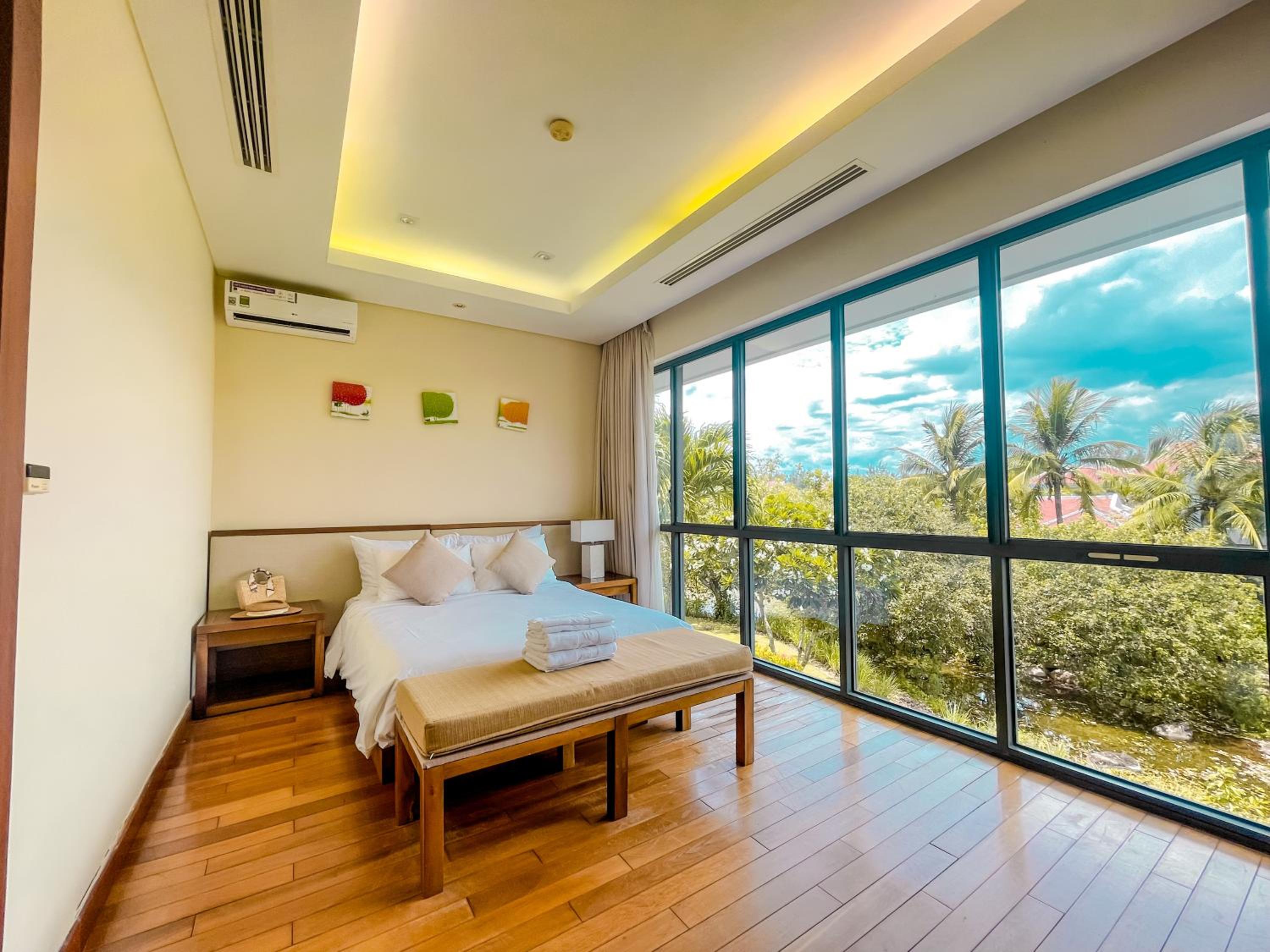 Sunny Beach Villa view 3