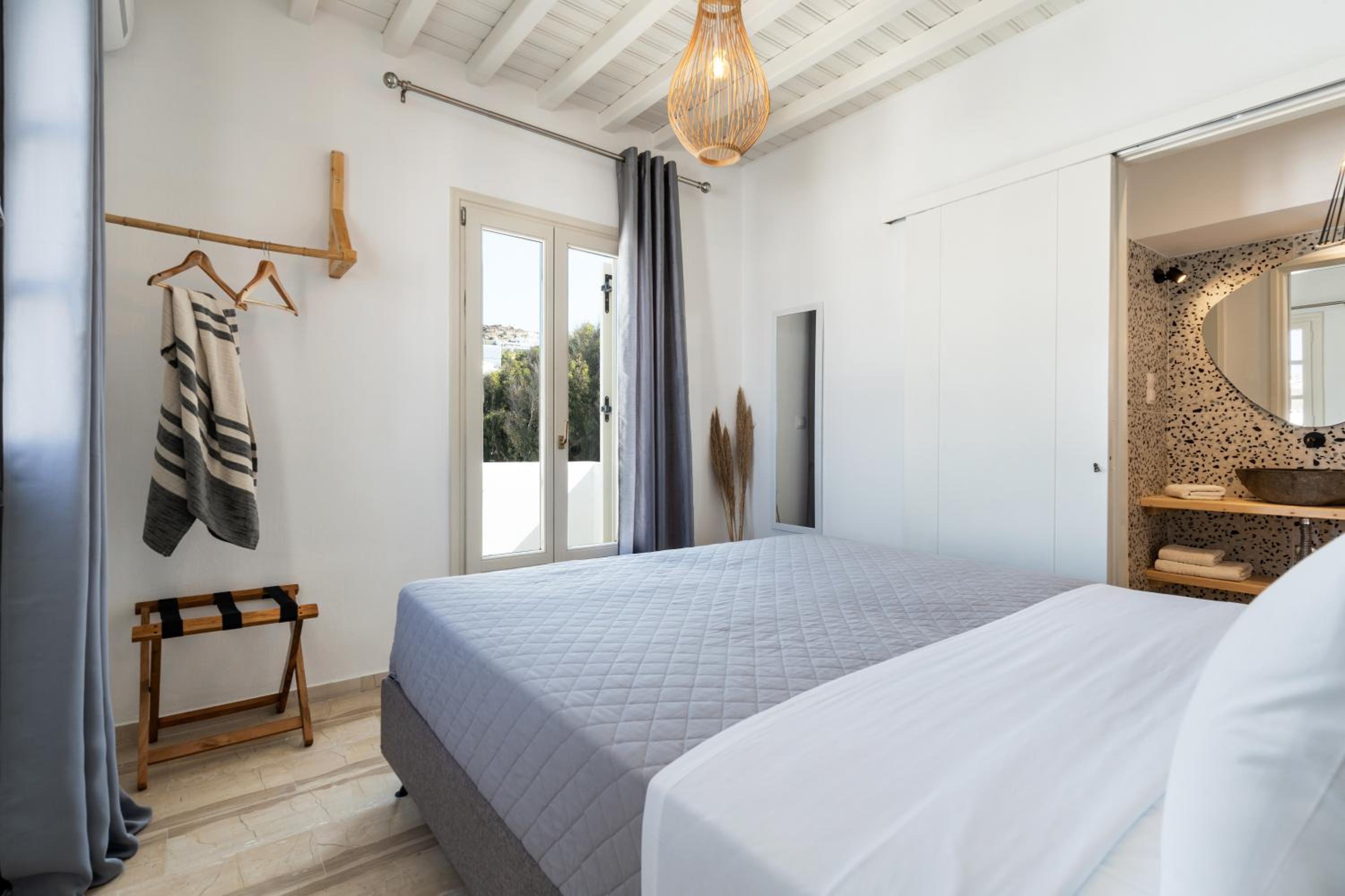 Haka Suites Mykonos Town