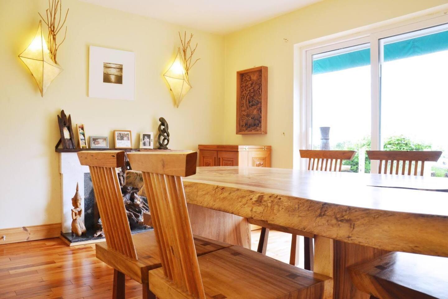 6 Ensuite Bedrooms-Sleeps 12-Garden-Sea & Mtn View view 4