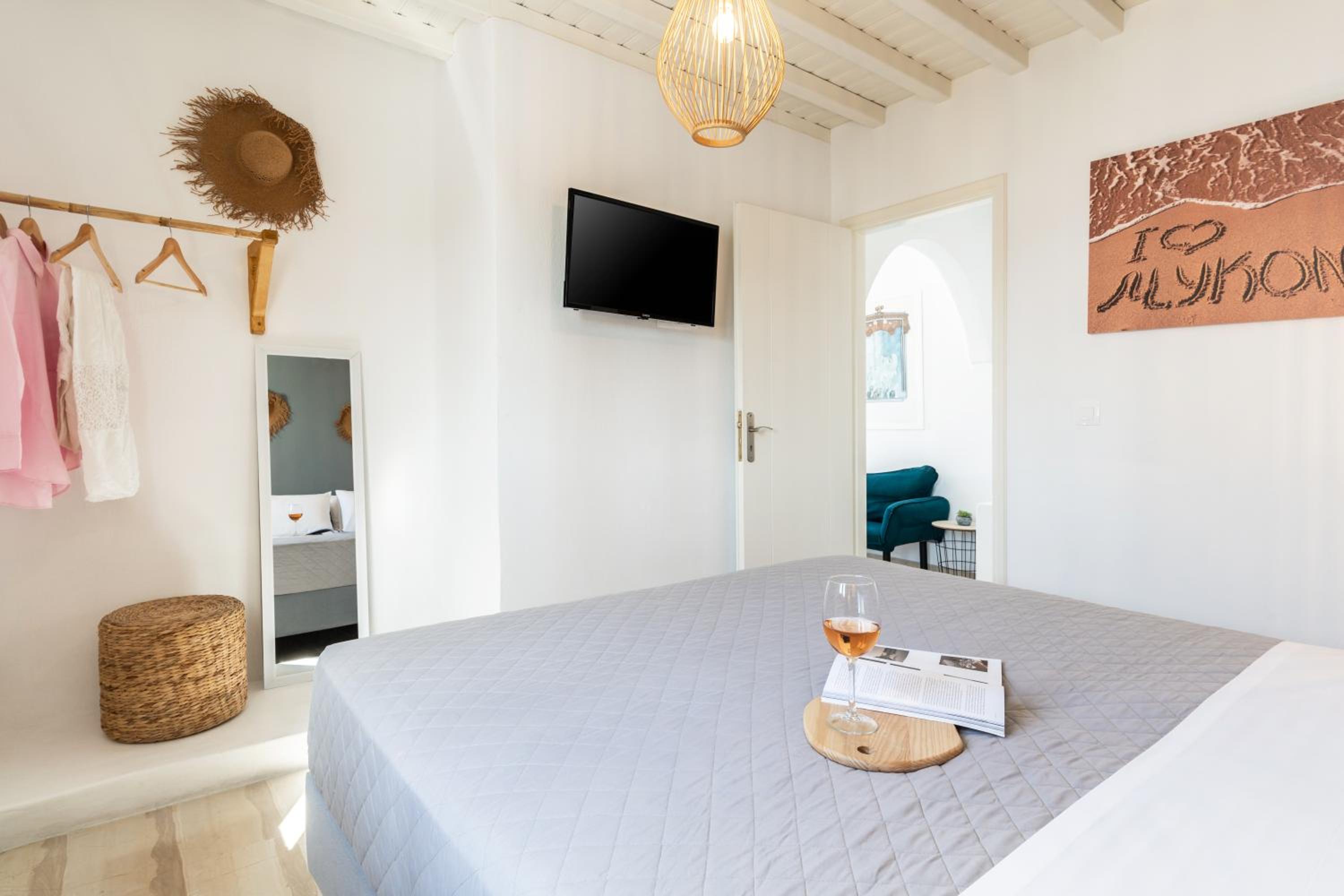 Haka Suites Mykonos Town