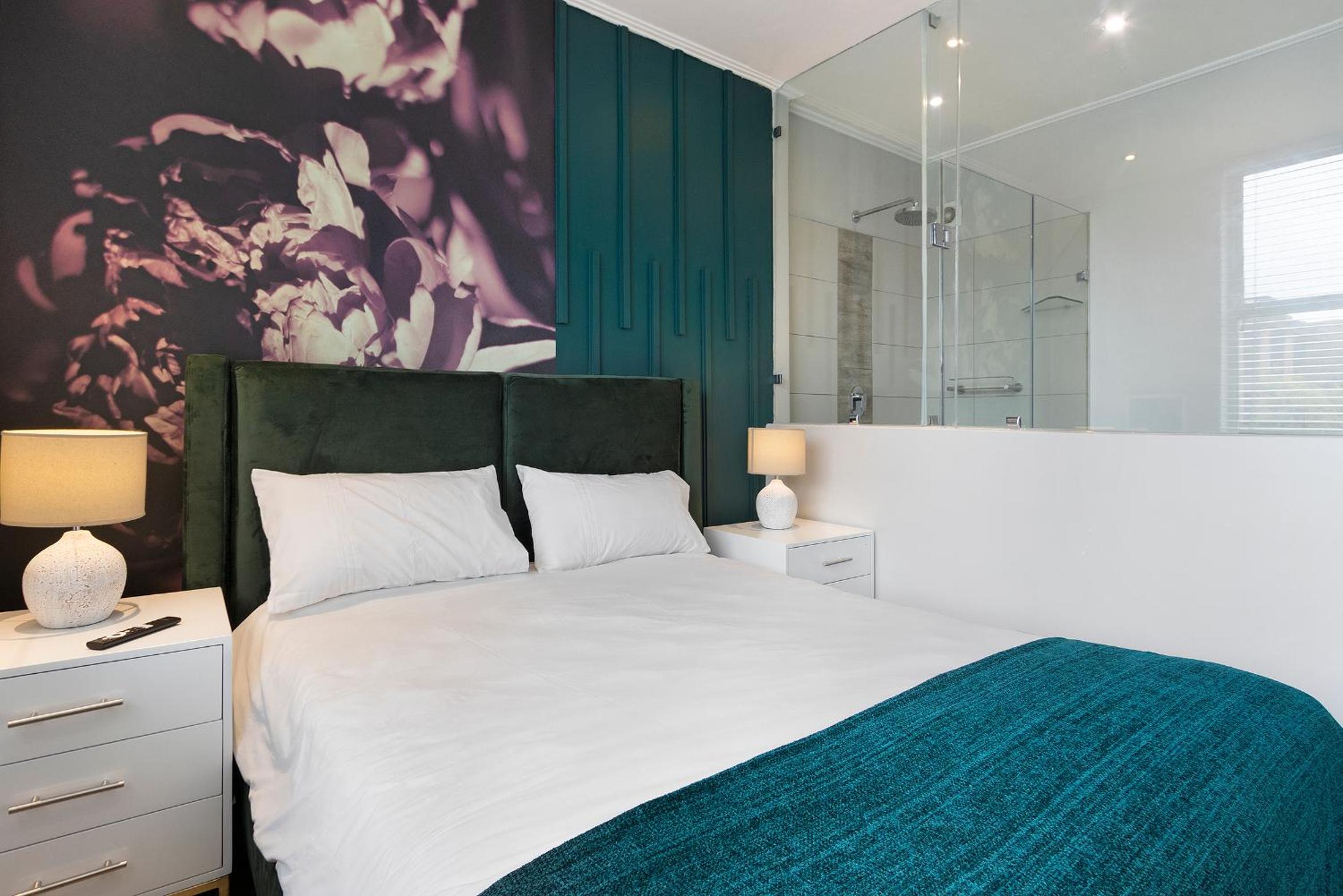 KMG Apartments at The Apex