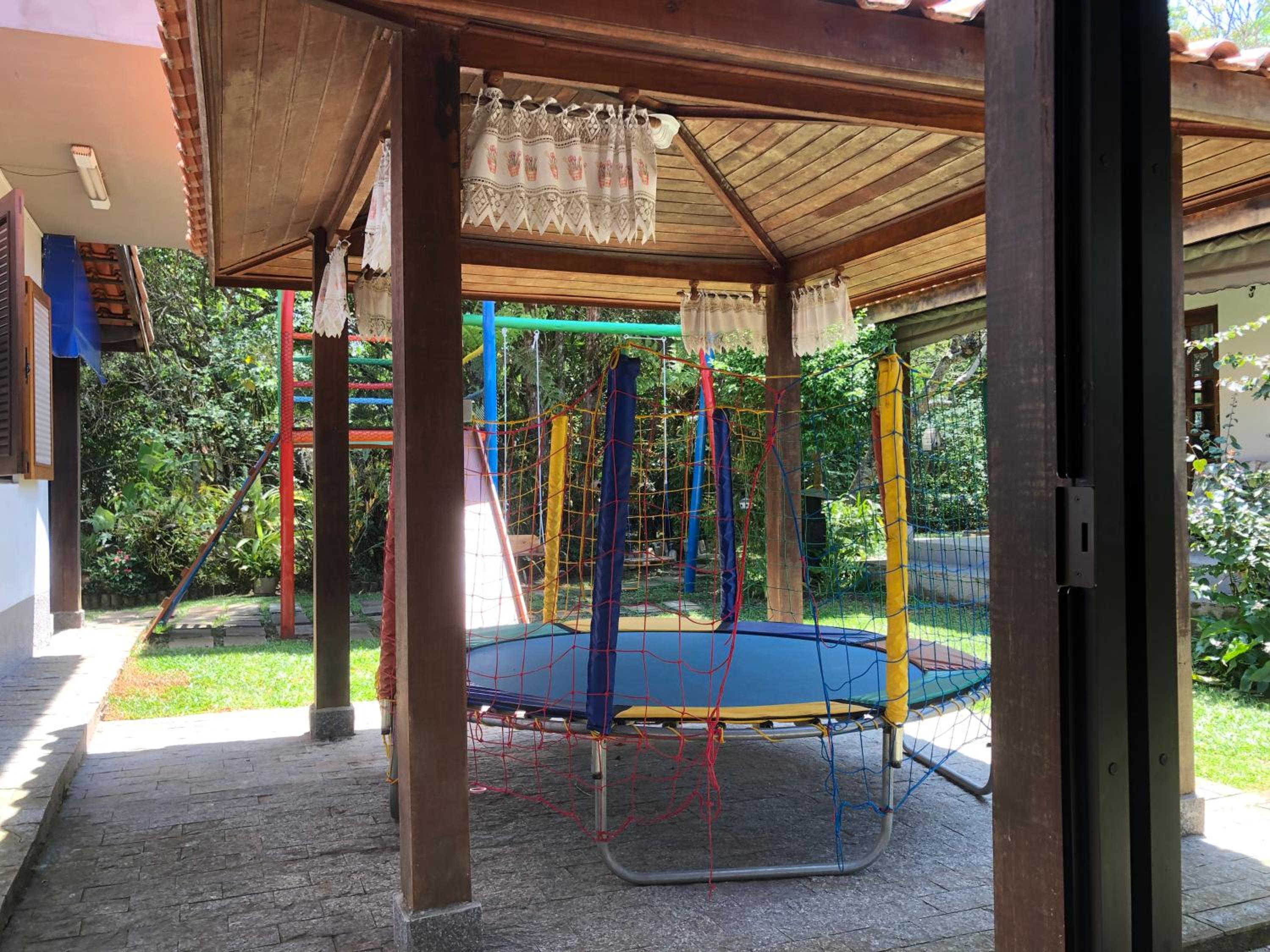 Casa alto padrão em condomínio fechado - São Roque