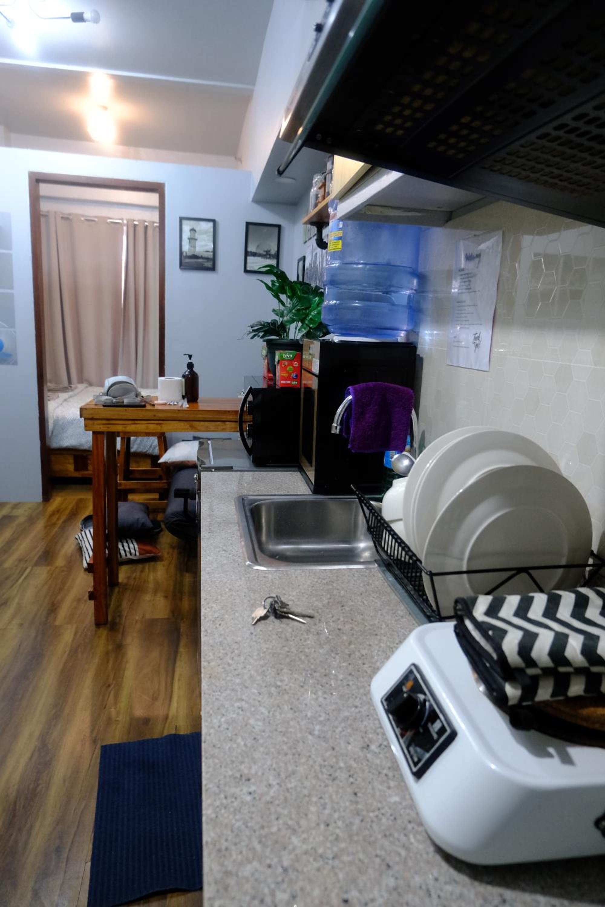 Homey 1-bedroom Condo Baguio City Moldex view 4