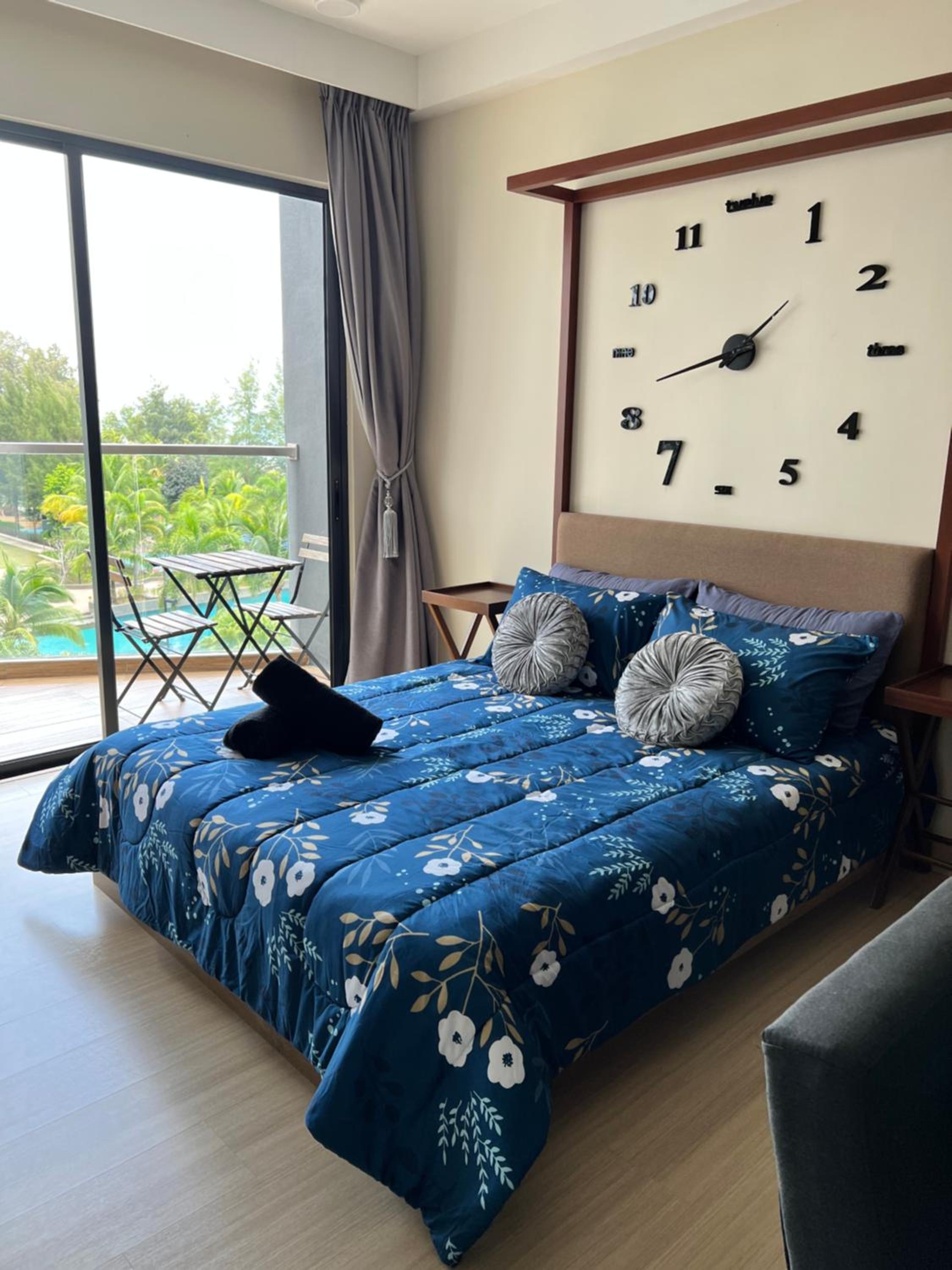 Timurbay Seafront Seaview & Poolview Suite with Wi-Fi photo 3