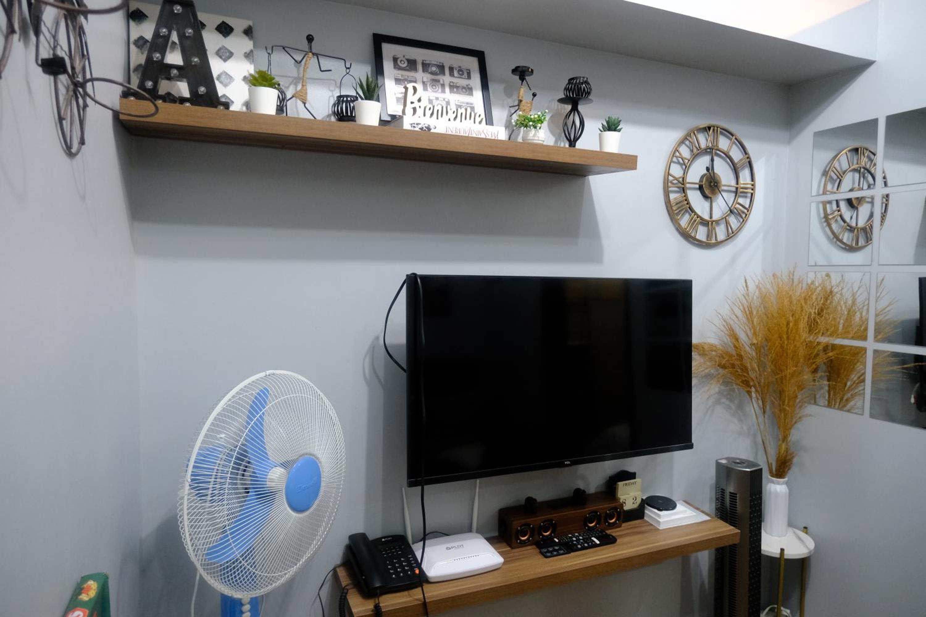 Homey 1-bedroom Condo Baguio City Moldex view 2