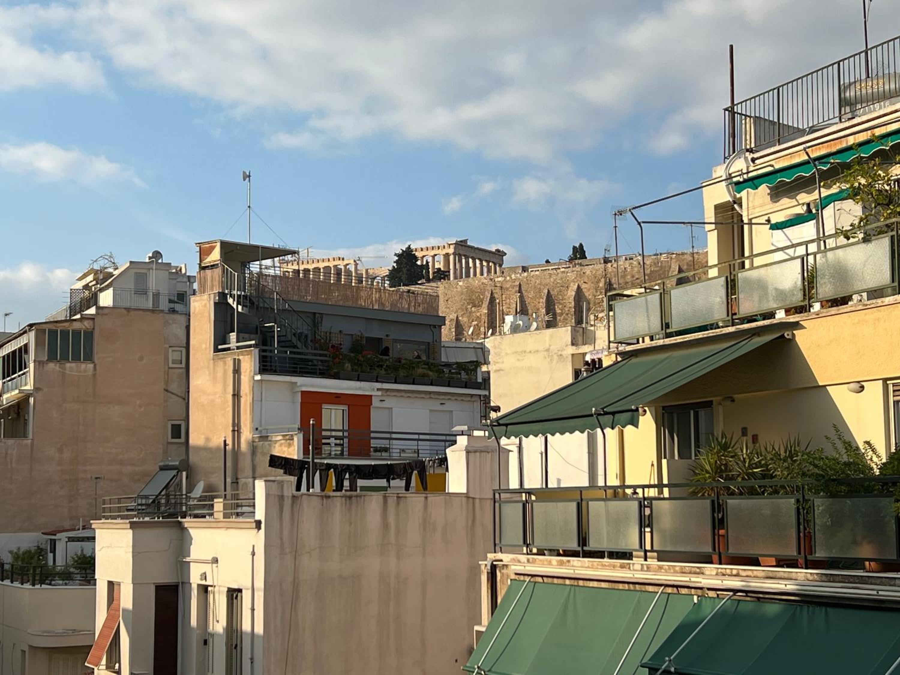 A Stroll to the Acropolis - By Athenian Homes